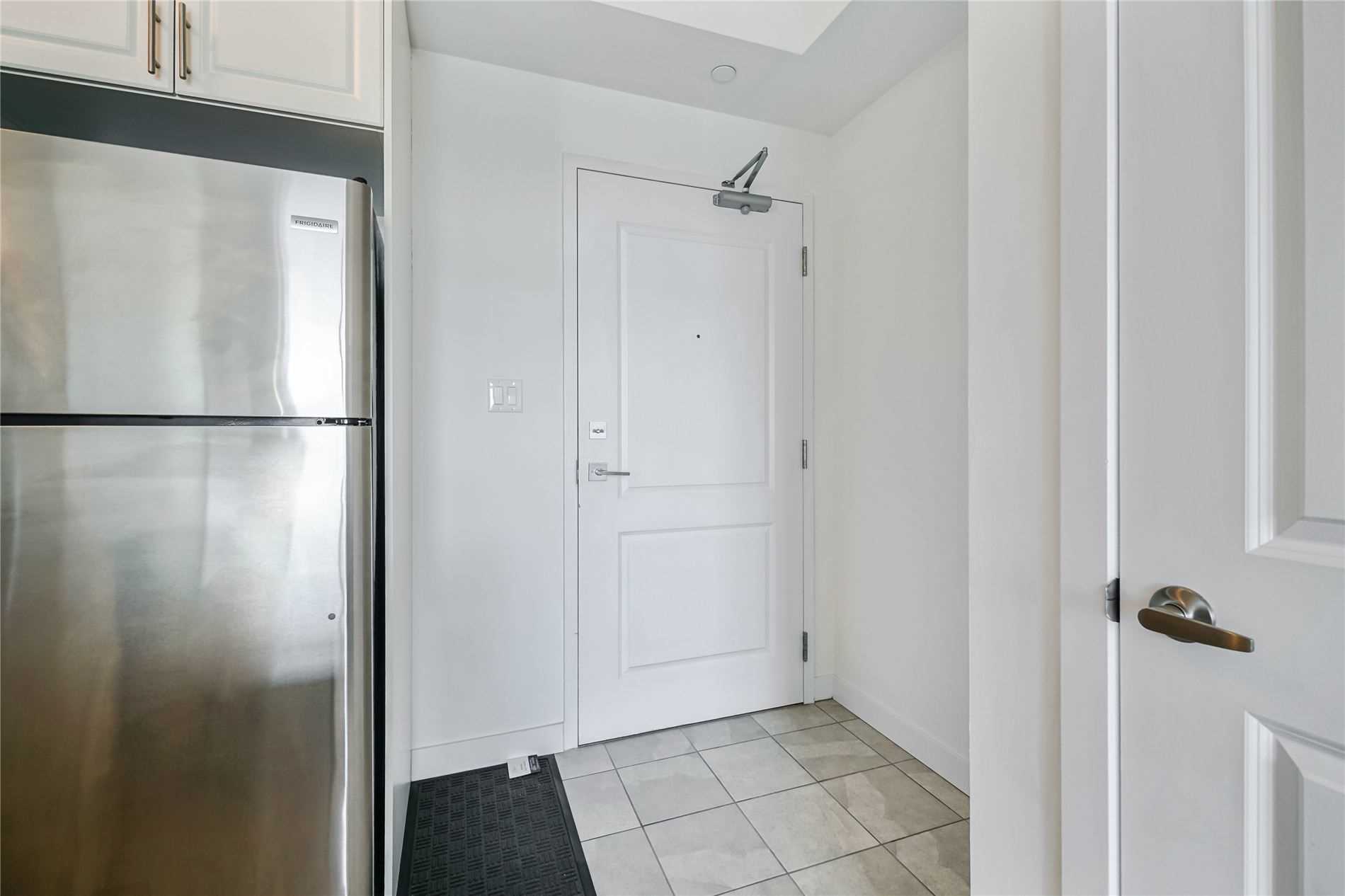 101 Shoreview Pl, #412