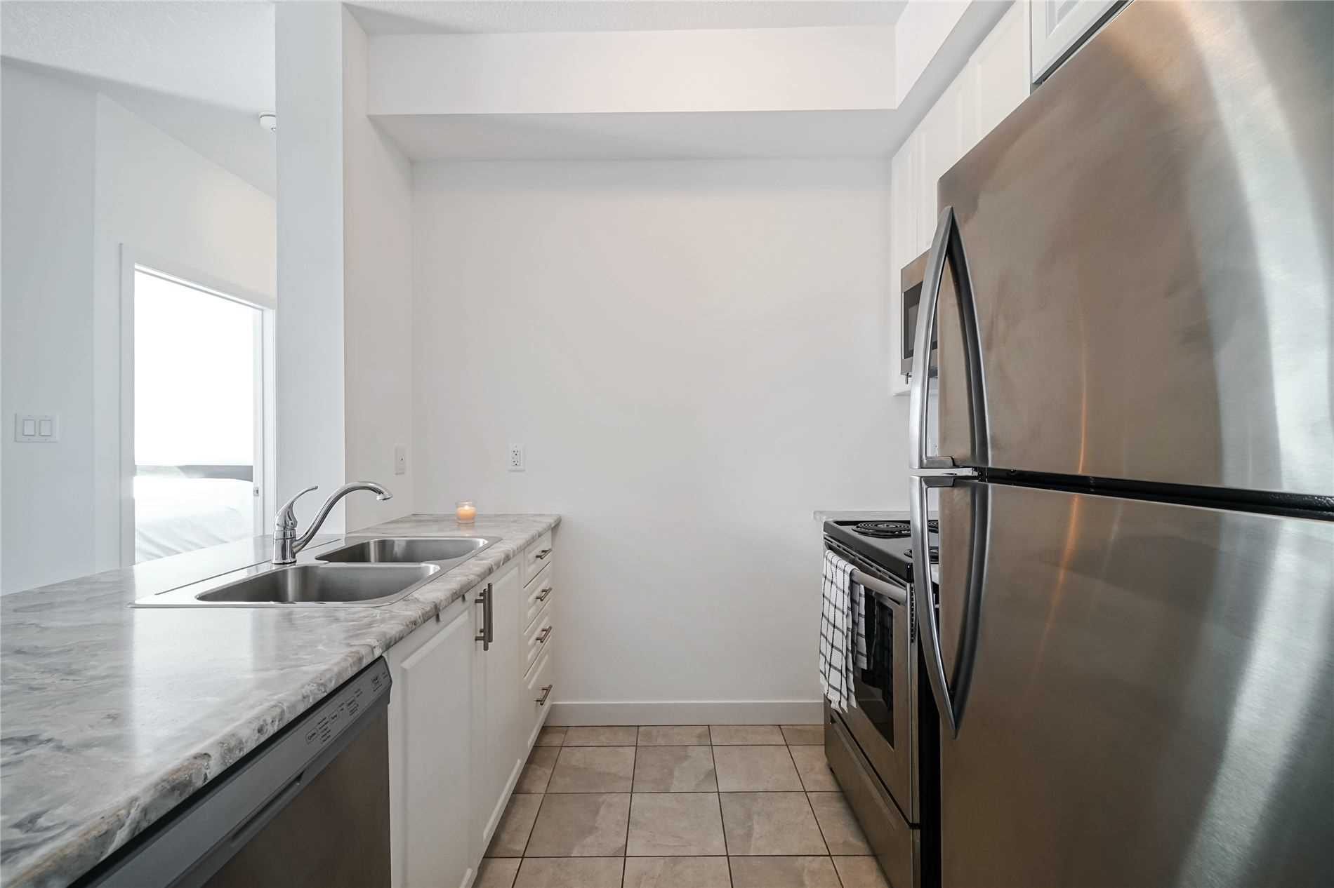 101 Shoreview Pl, #412