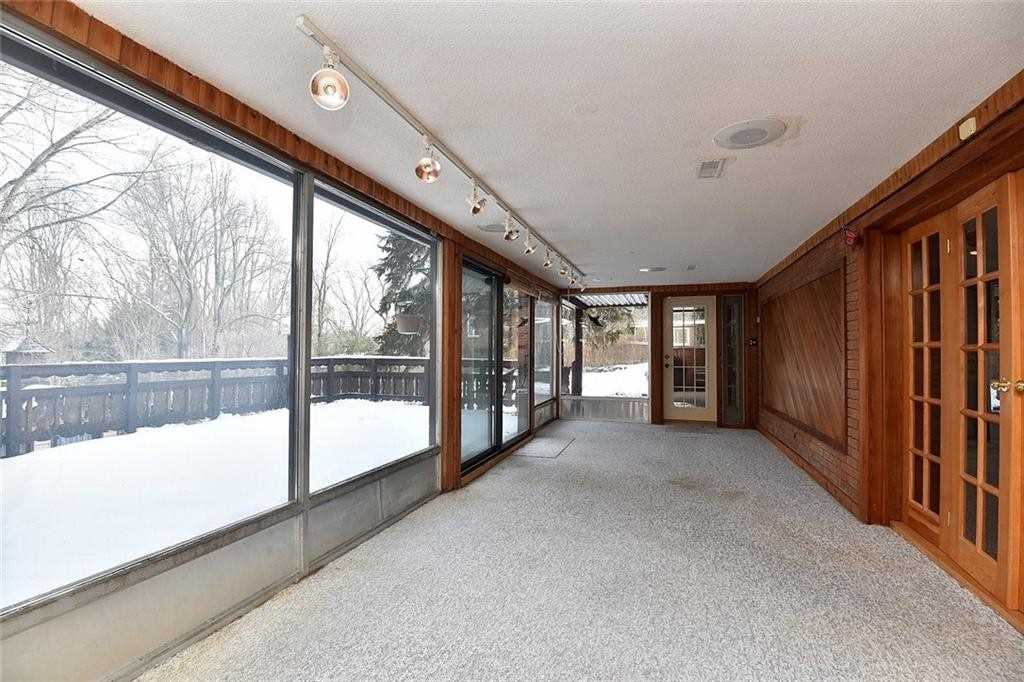 230 Lloyminn Ave