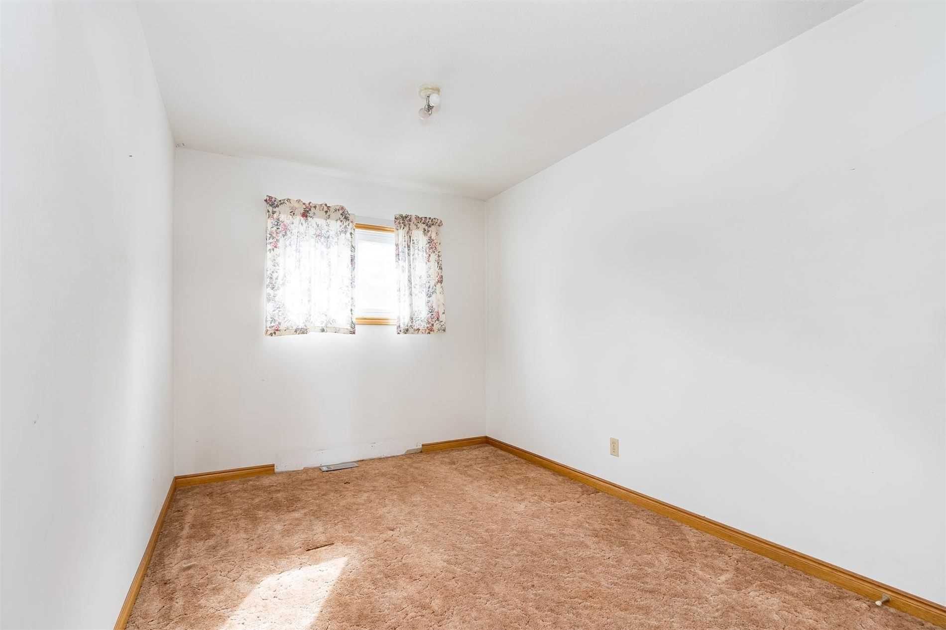 229 Monck Rd