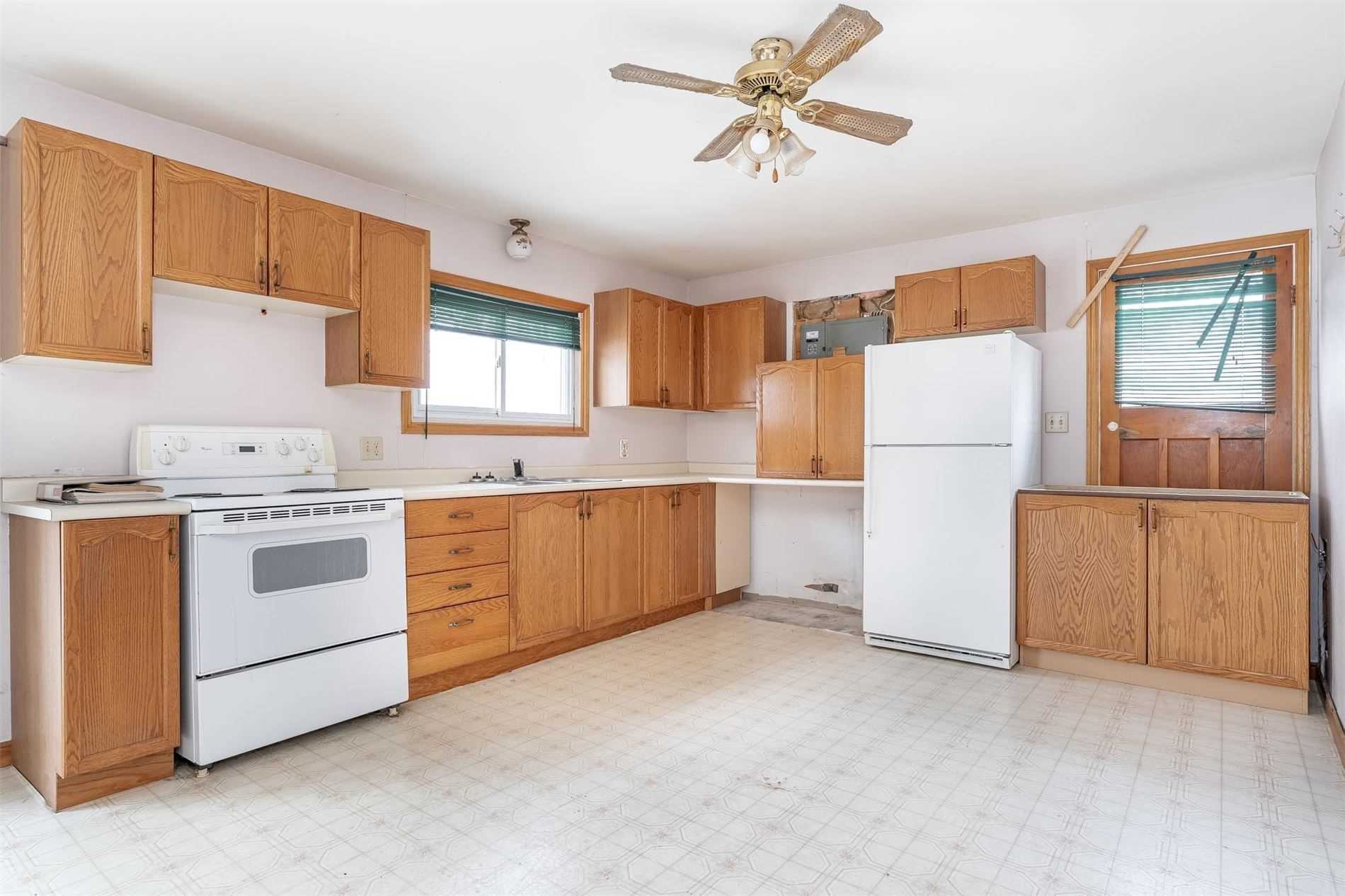 229 Monck Rd