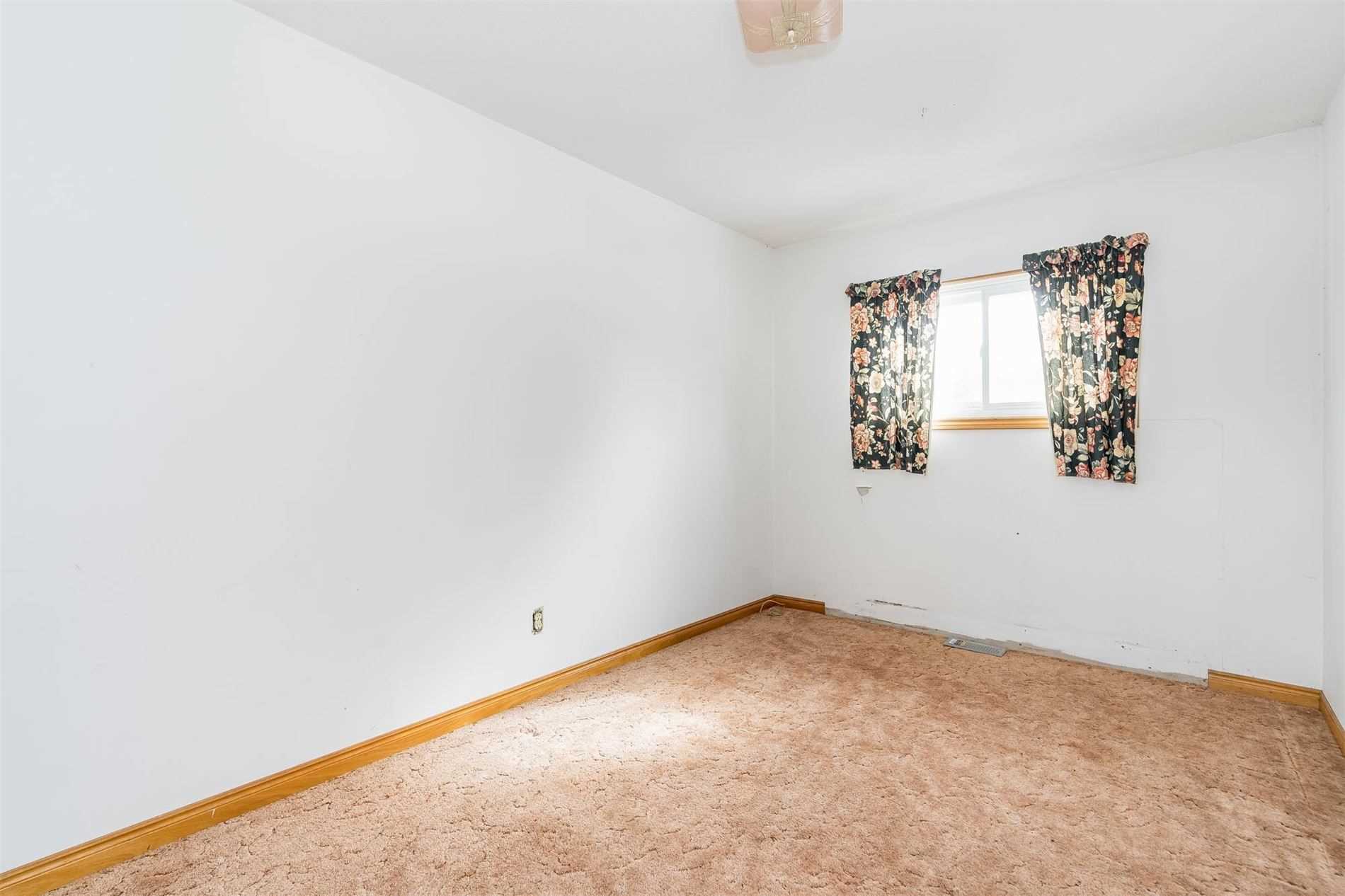 229 Monck Rd