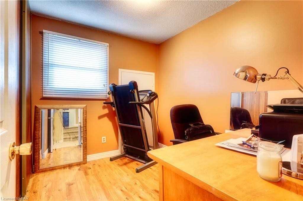 122 Lakeshore Rd, #8