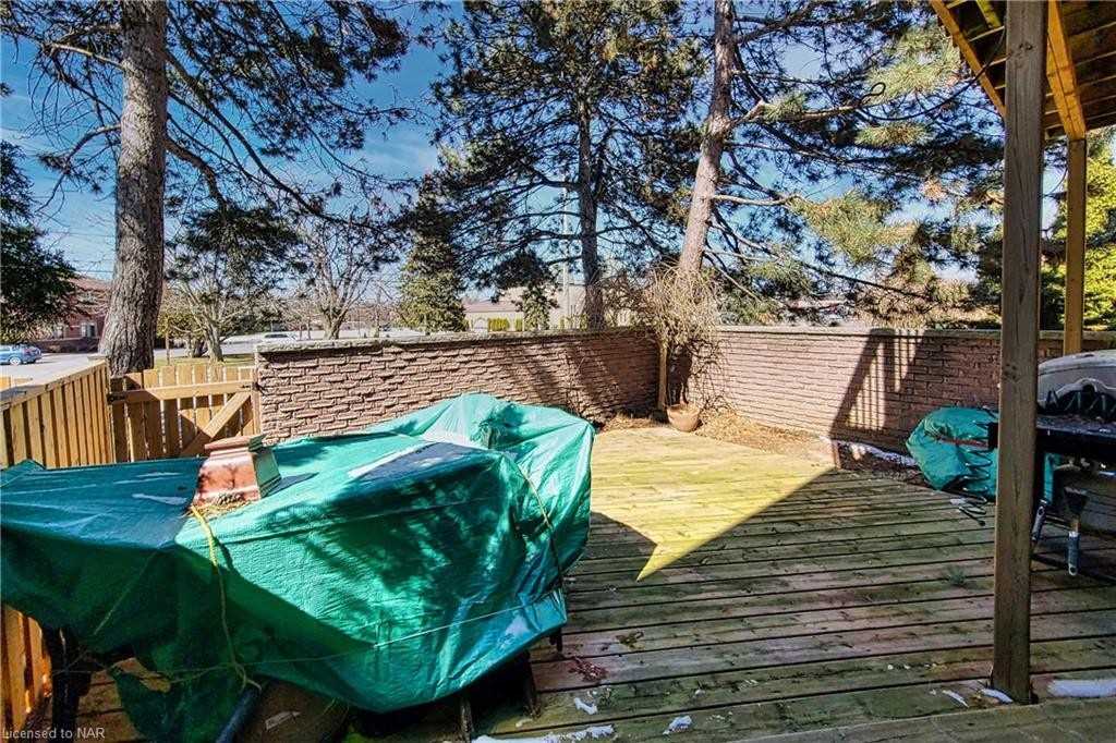 122 Lakeshore Rd, #8