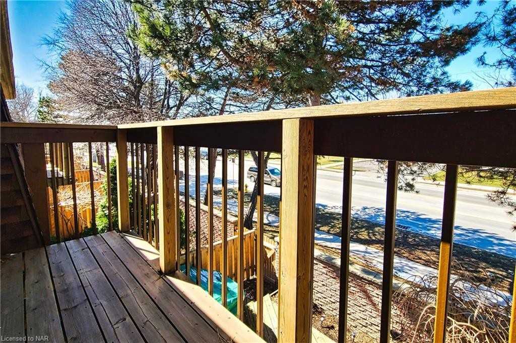 122 Lakeshore Rd, #8