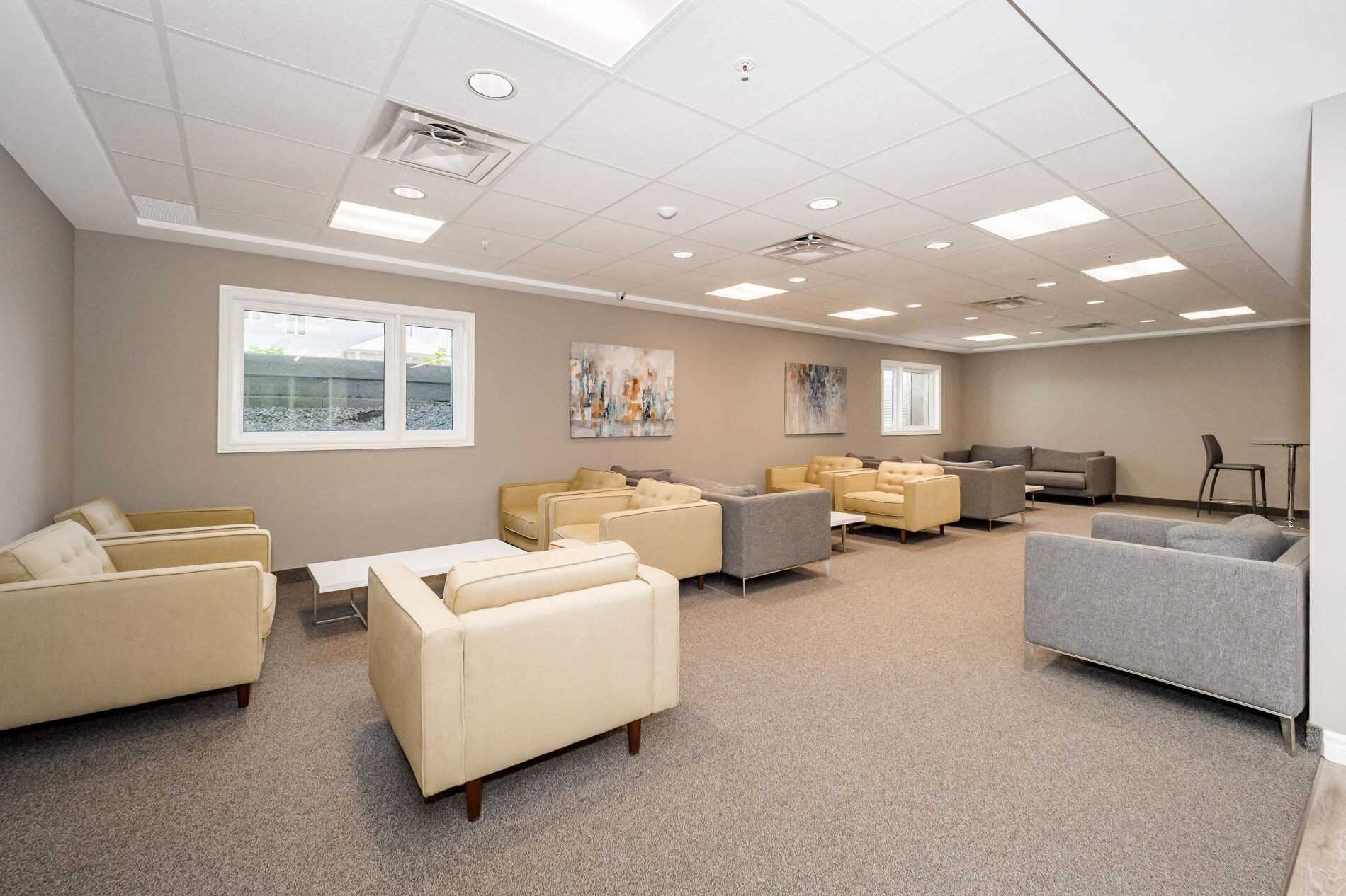 7 Kay Cres, #515