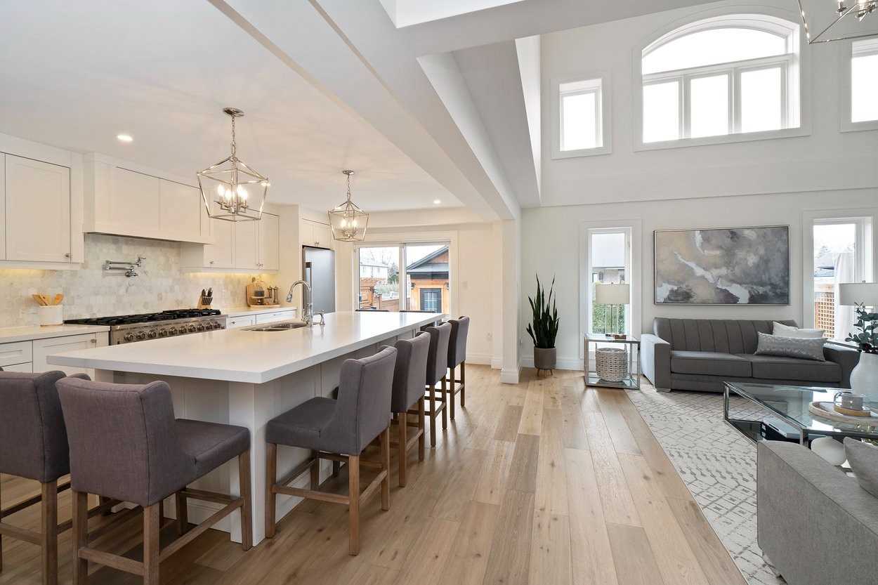174 Escarpment Dr