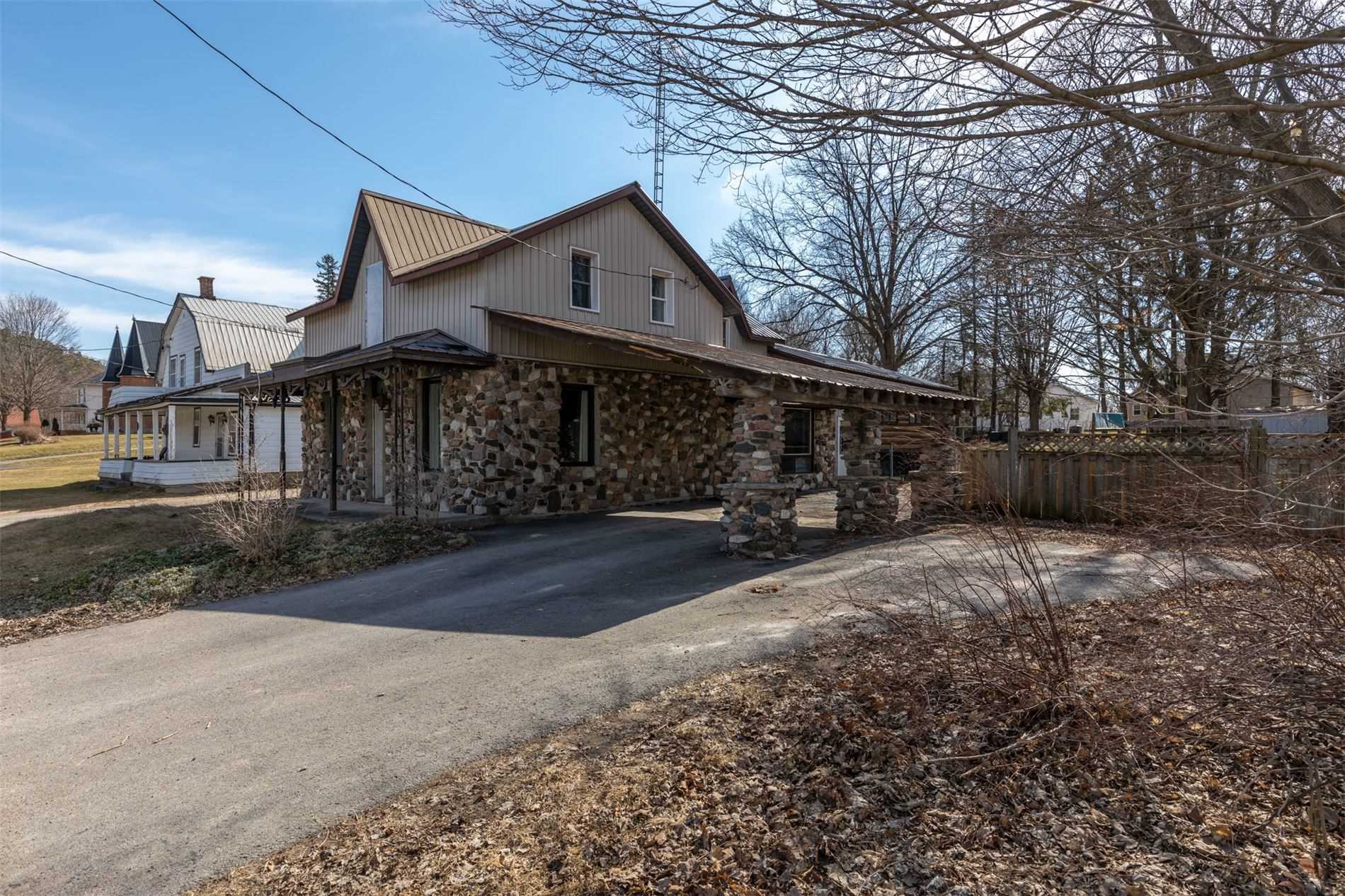 34 Mill St