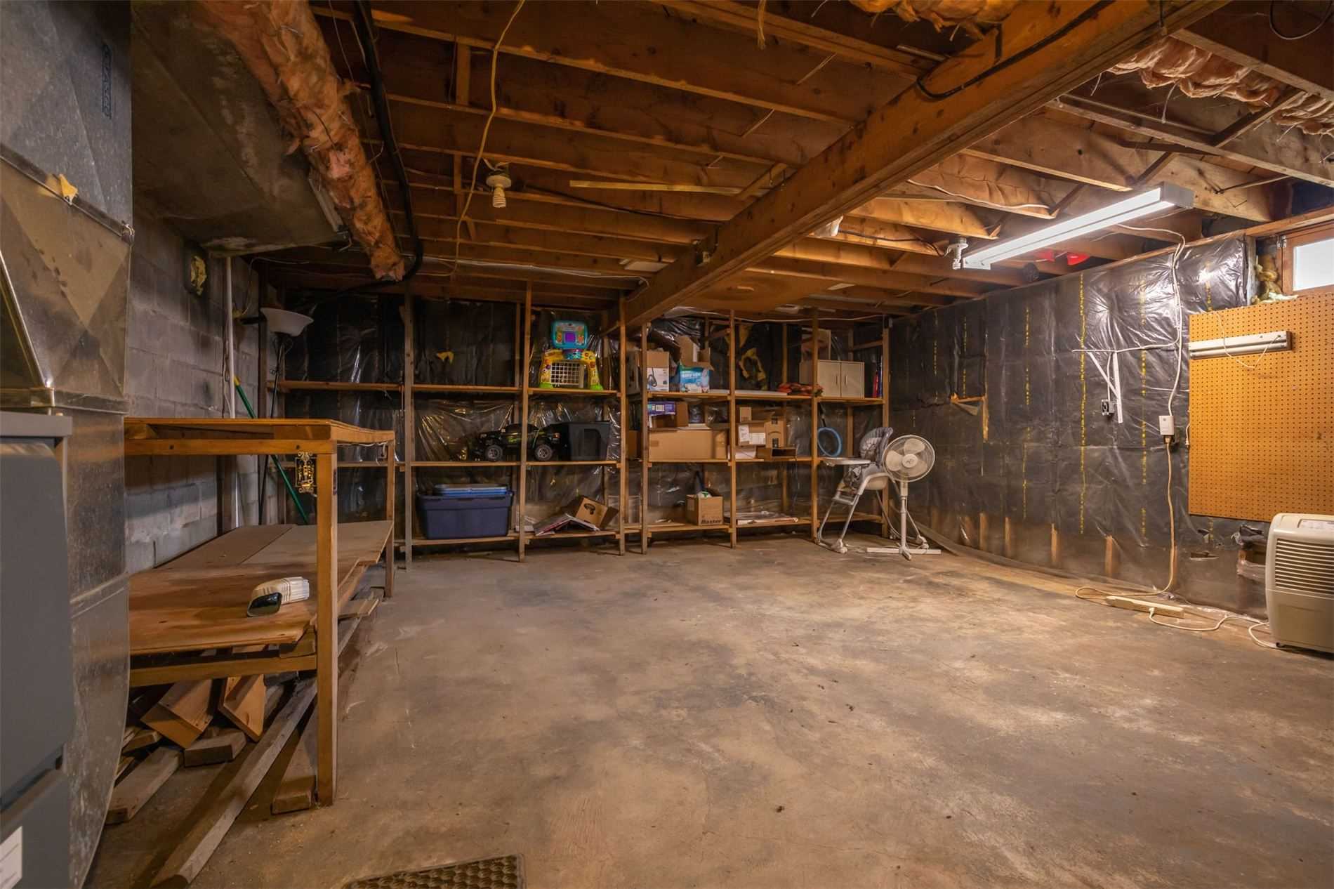 34 Mill St