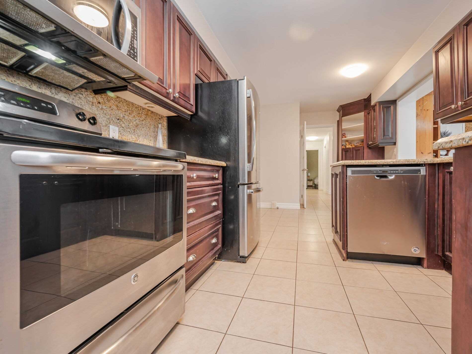 83 Dorchester Dr