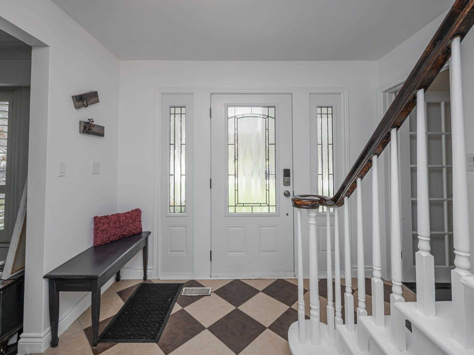 83 Dorchester Dr