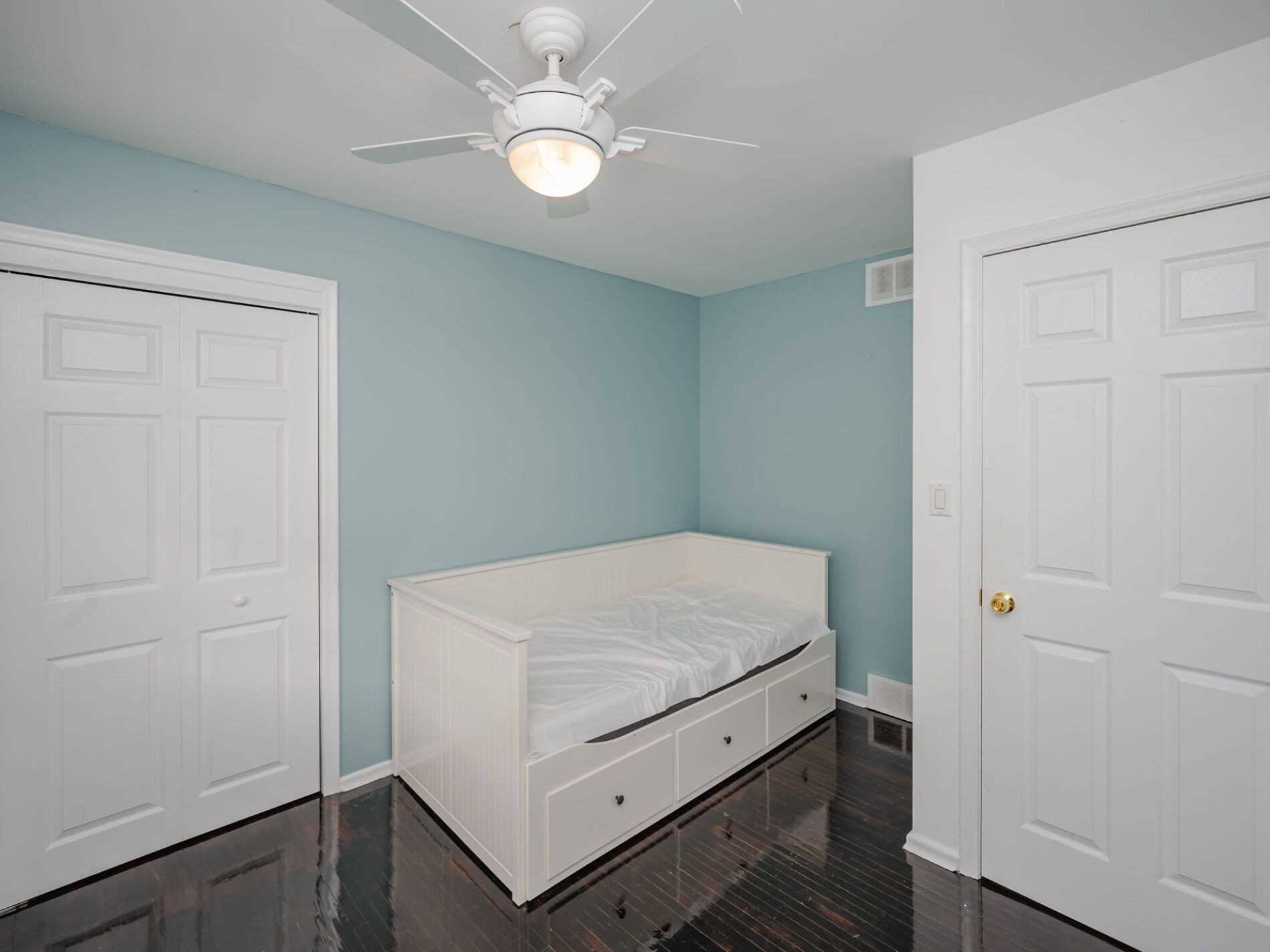 83 Dorchester Dr