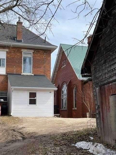 204 Owen Sound St