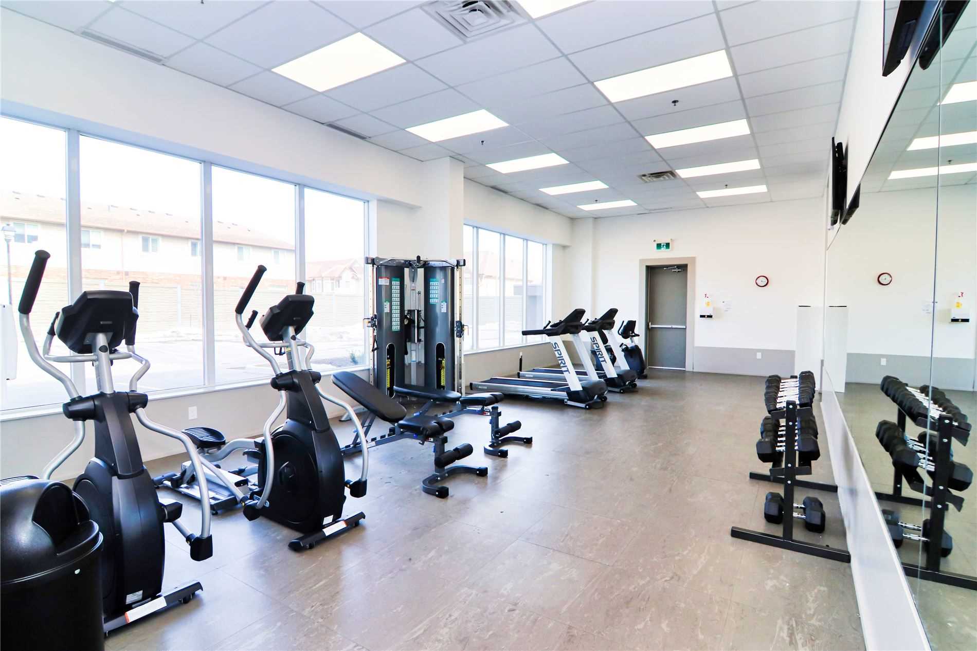 550 North Service Rd, #208