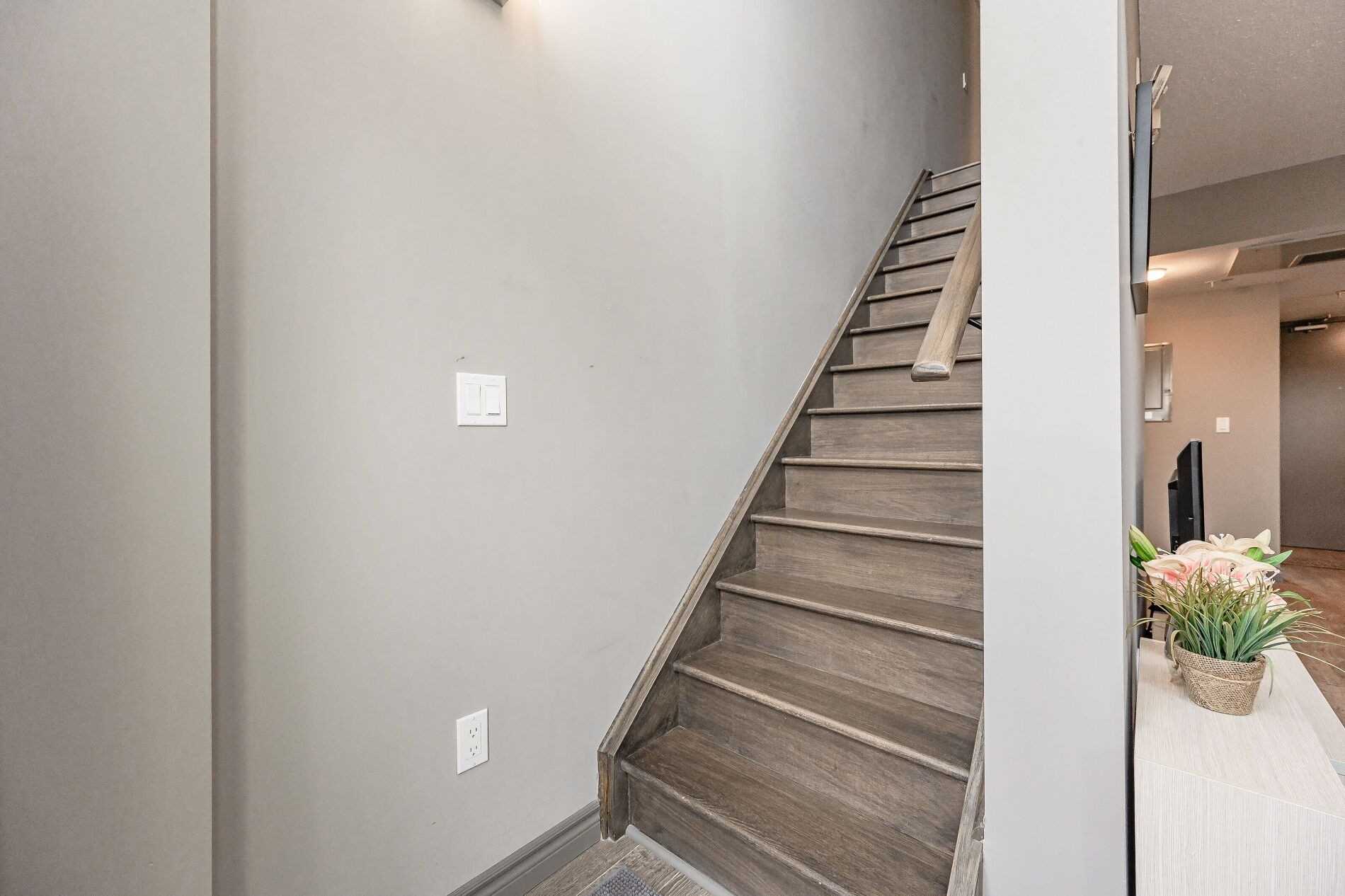 321 Spruce St, #715