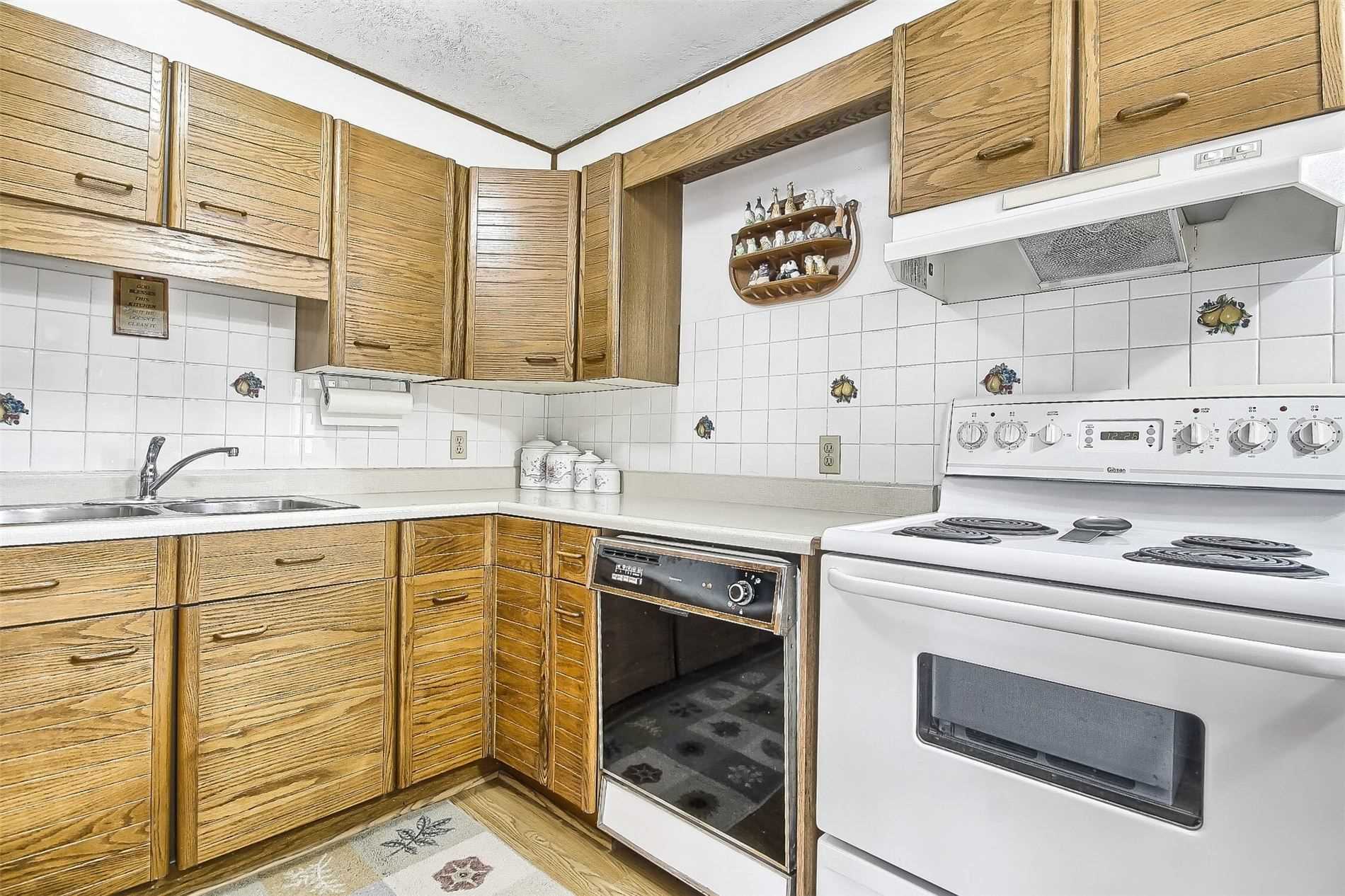 176 Snug Harbour Rd