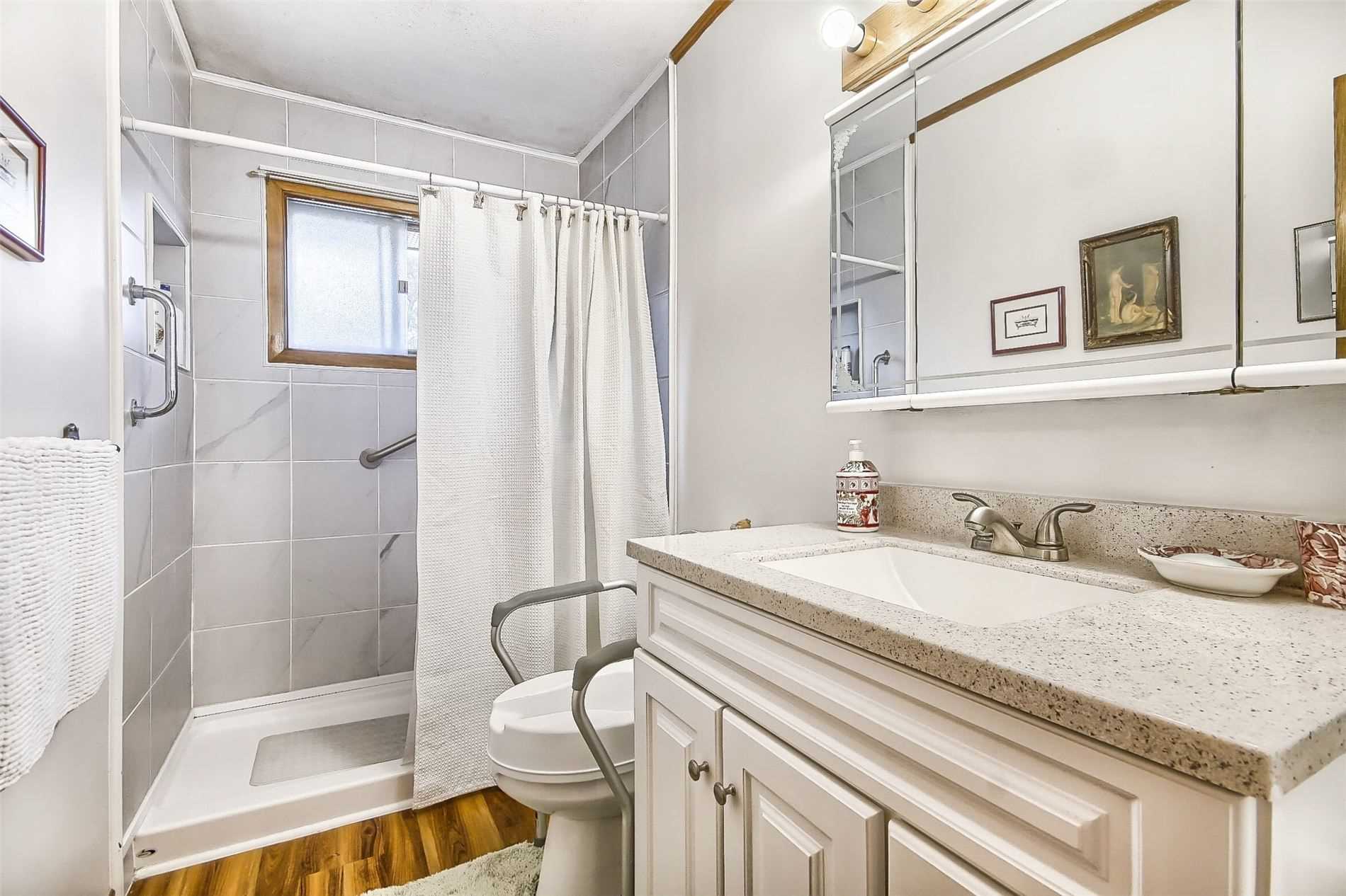 176 Snug Harbour Rd