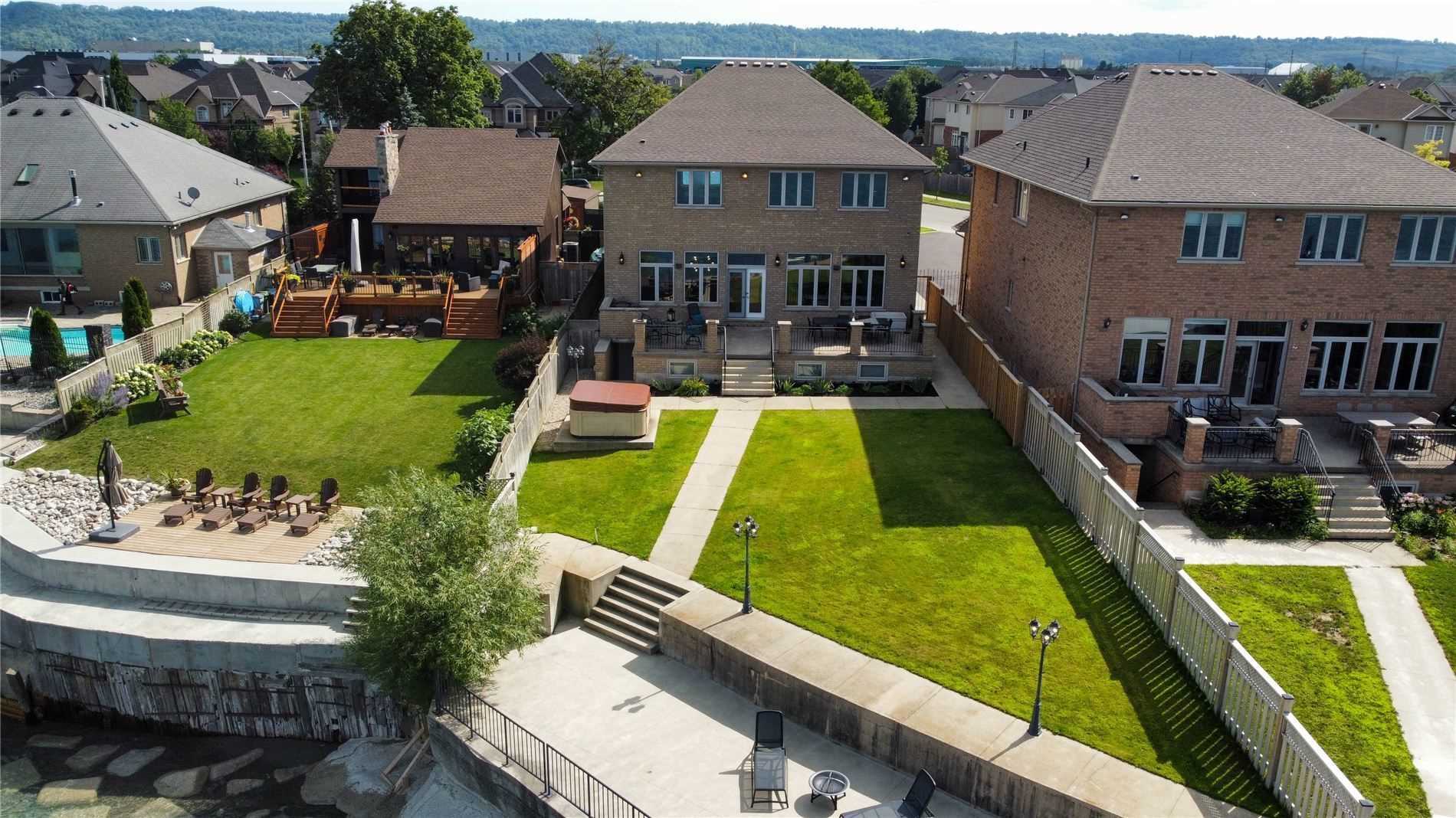 112 Watercrest Dr