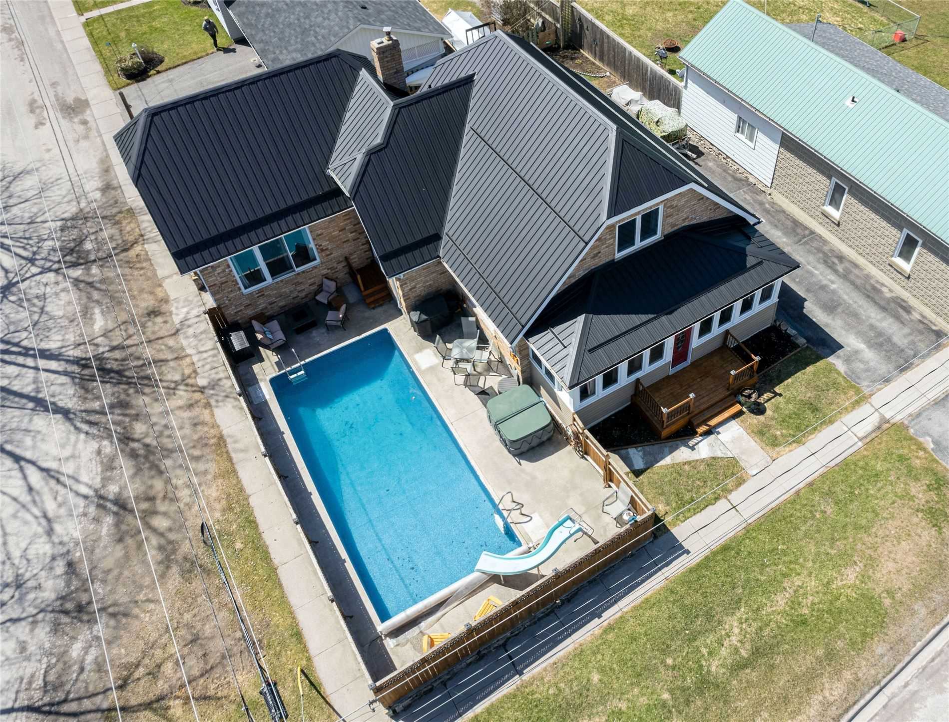 99 Mill St