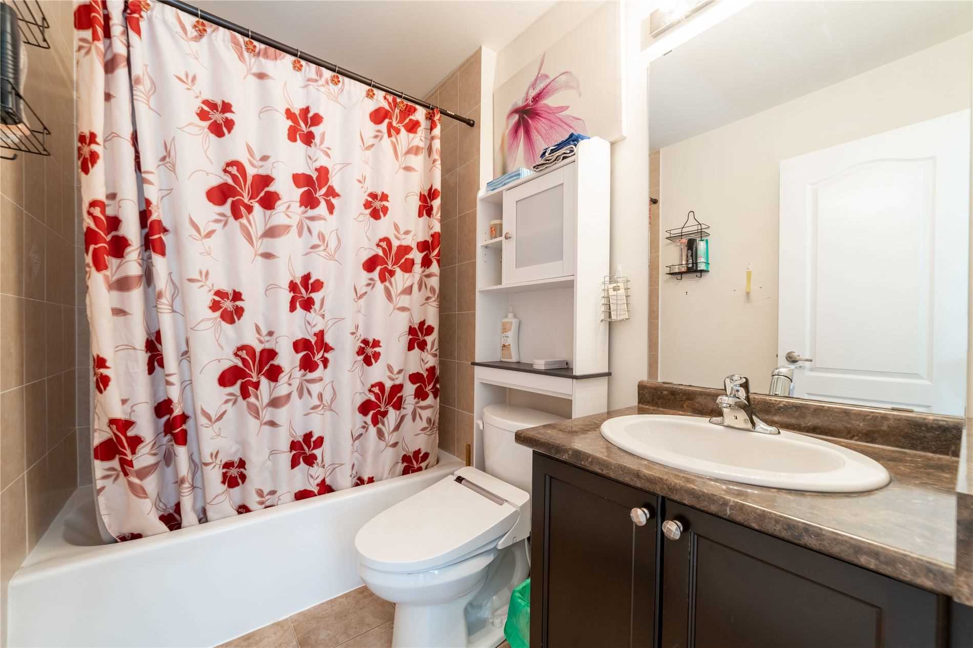 653 Baldwin Cres