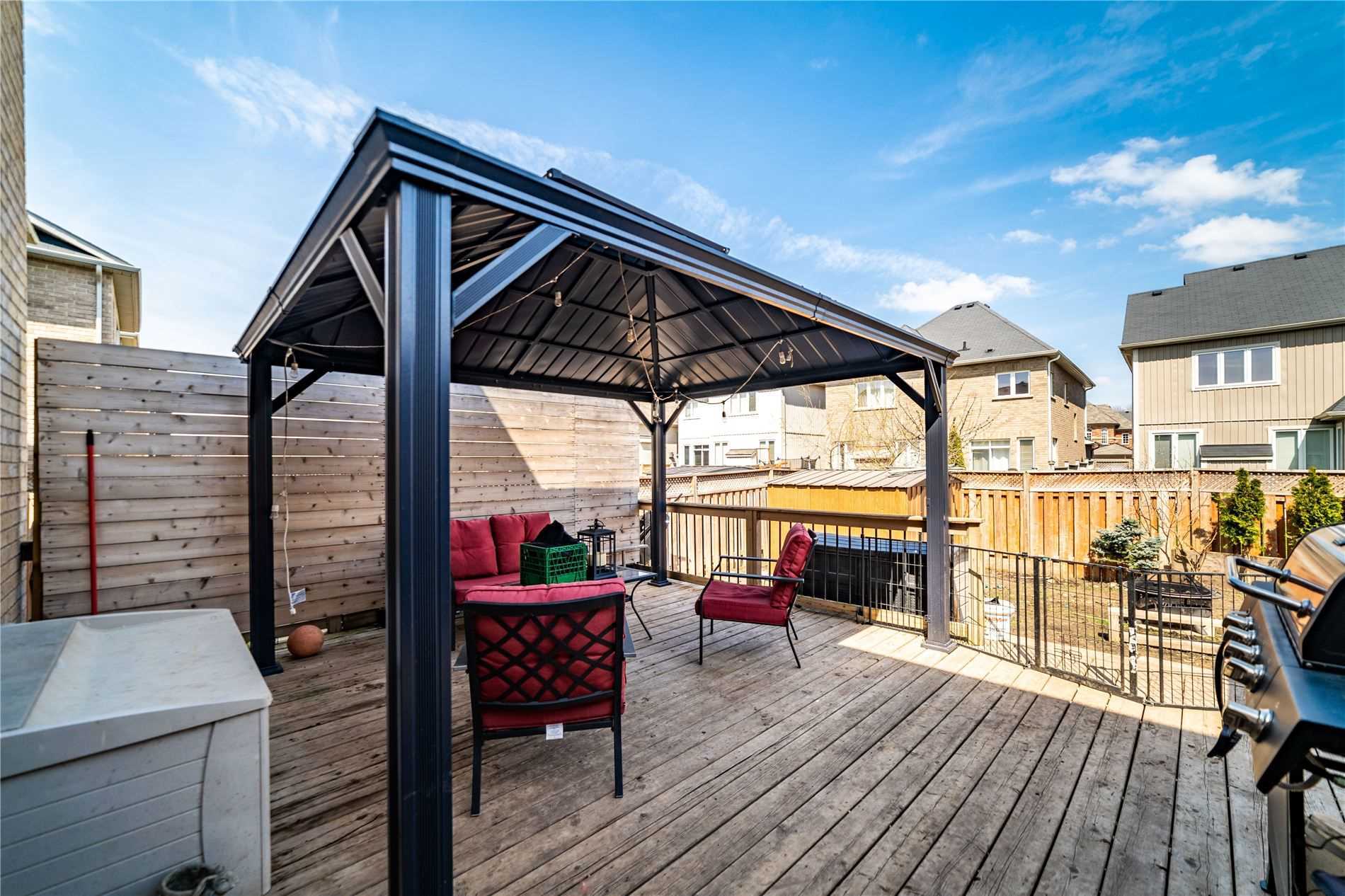 653 Baldwin Cres