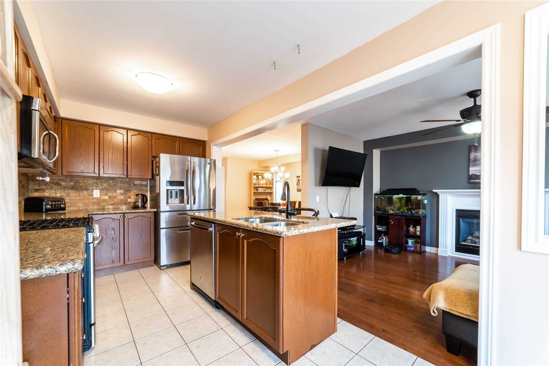 653 Baldwin Cres