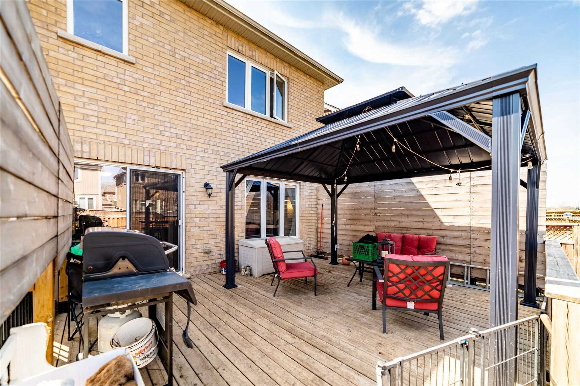 653 Baldwin Cres