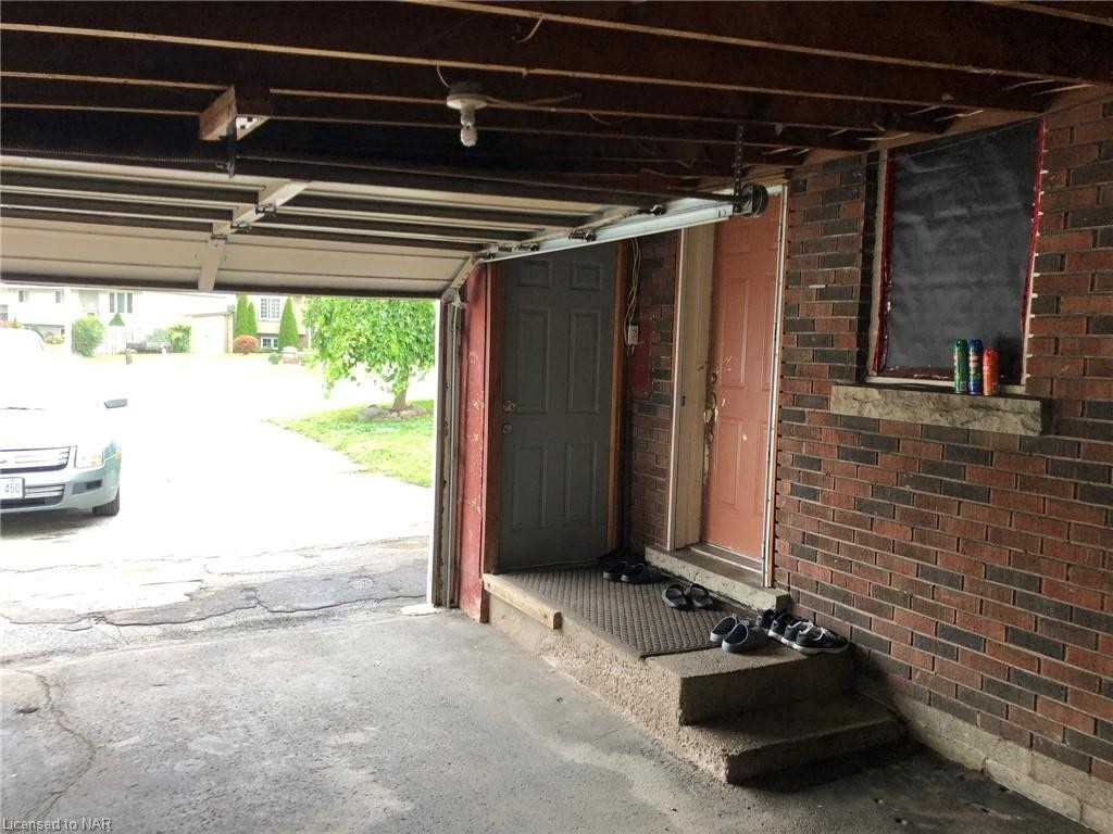 2632 Portage Rd