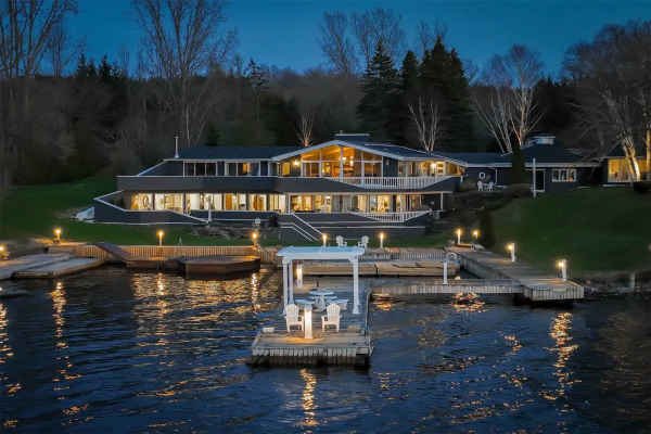 1480 County Rd 3 Rd, Prince Edward County