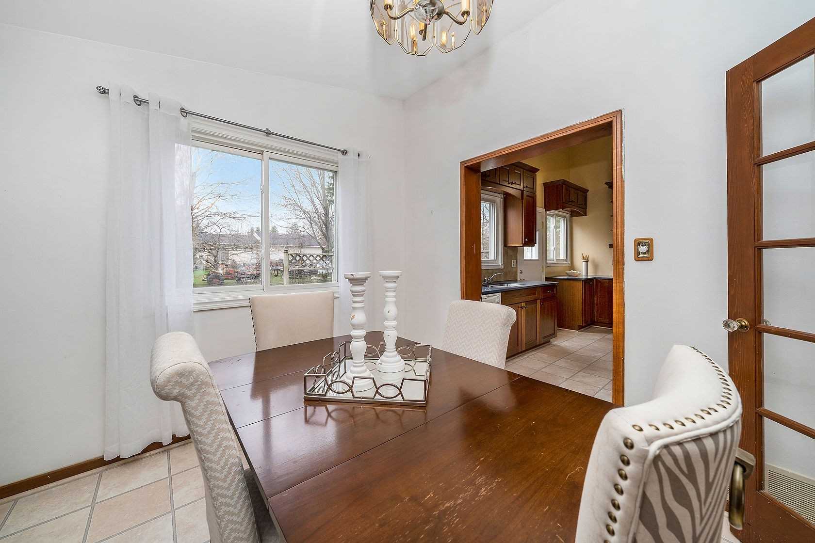 34 Mill St