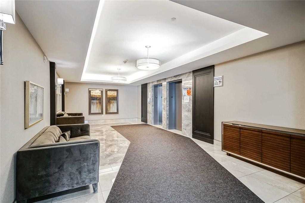 101 Shoreview Pl, #412