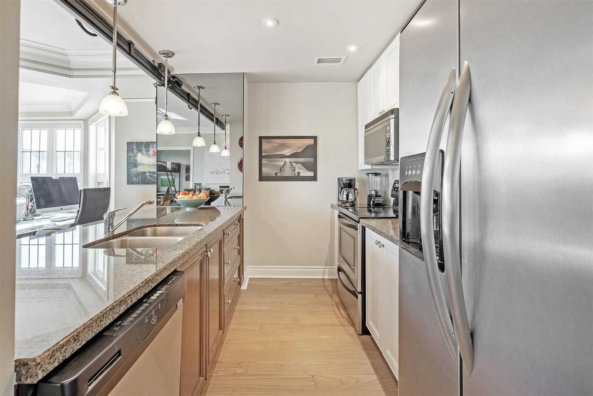 148 Third St, #305