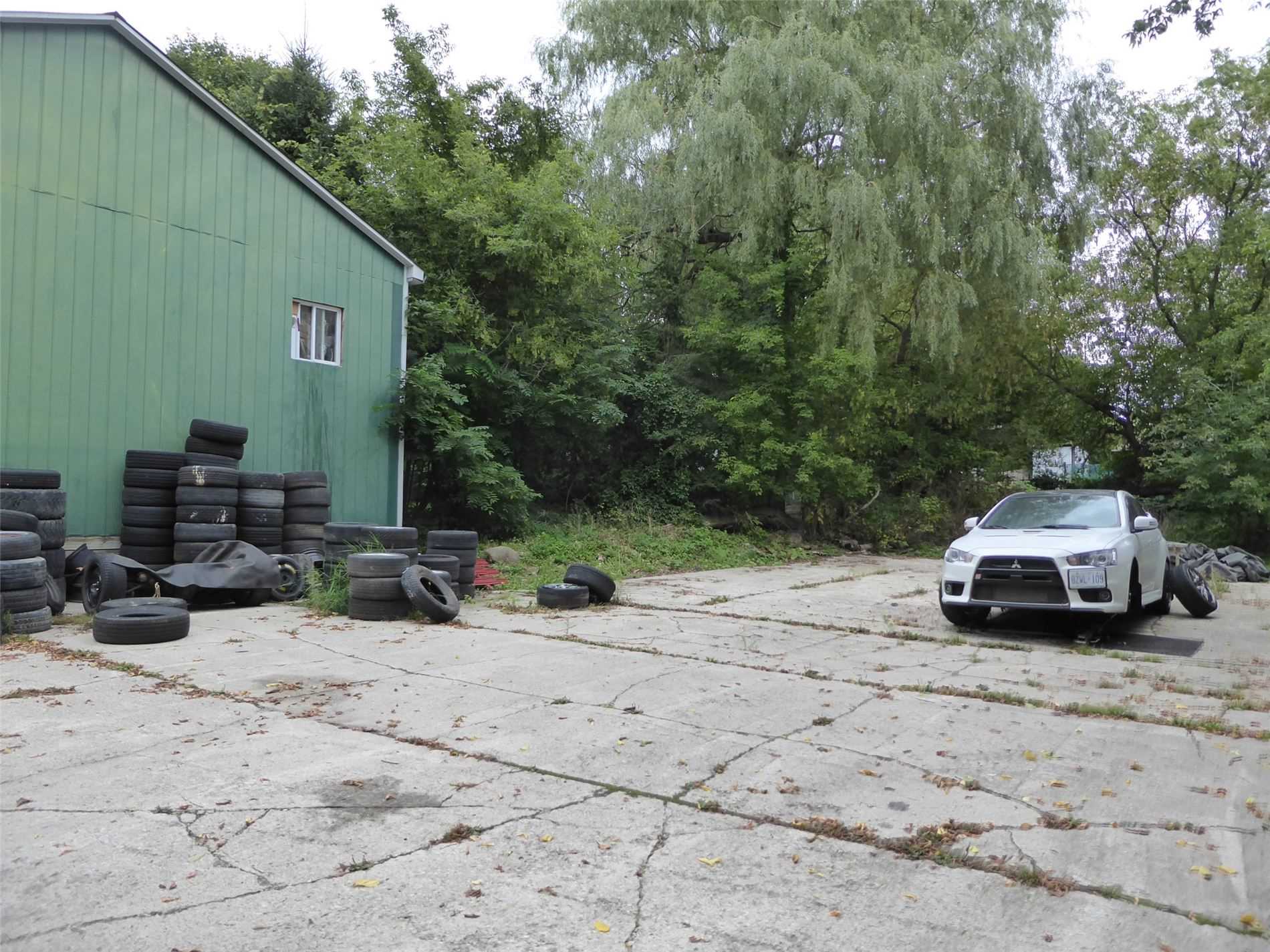 90 Trafalgar Rd
