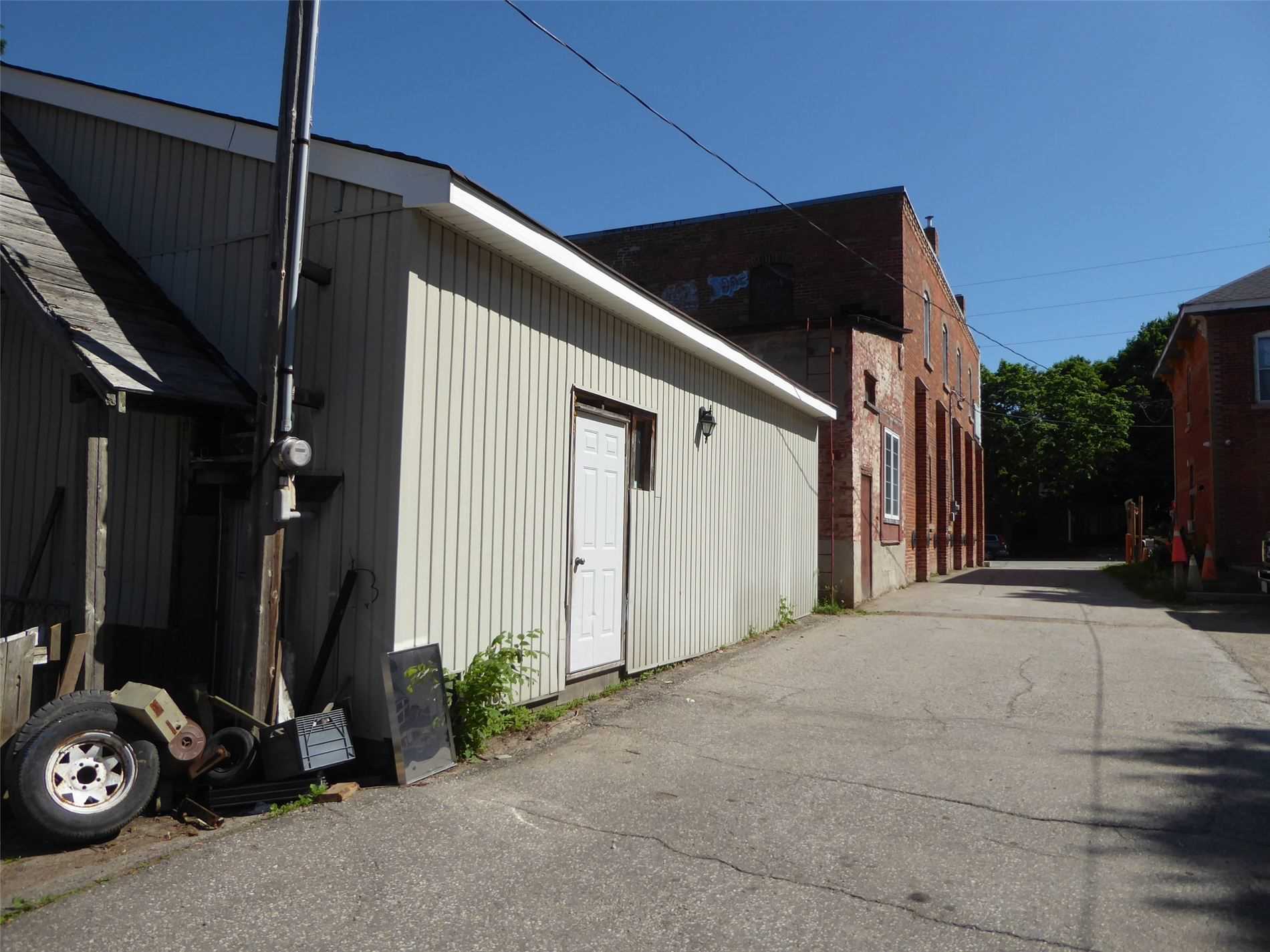 90 Trafalgar Rd
