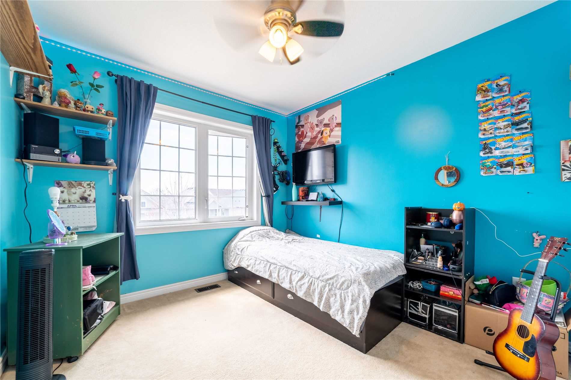 653 Baldwin Cres
