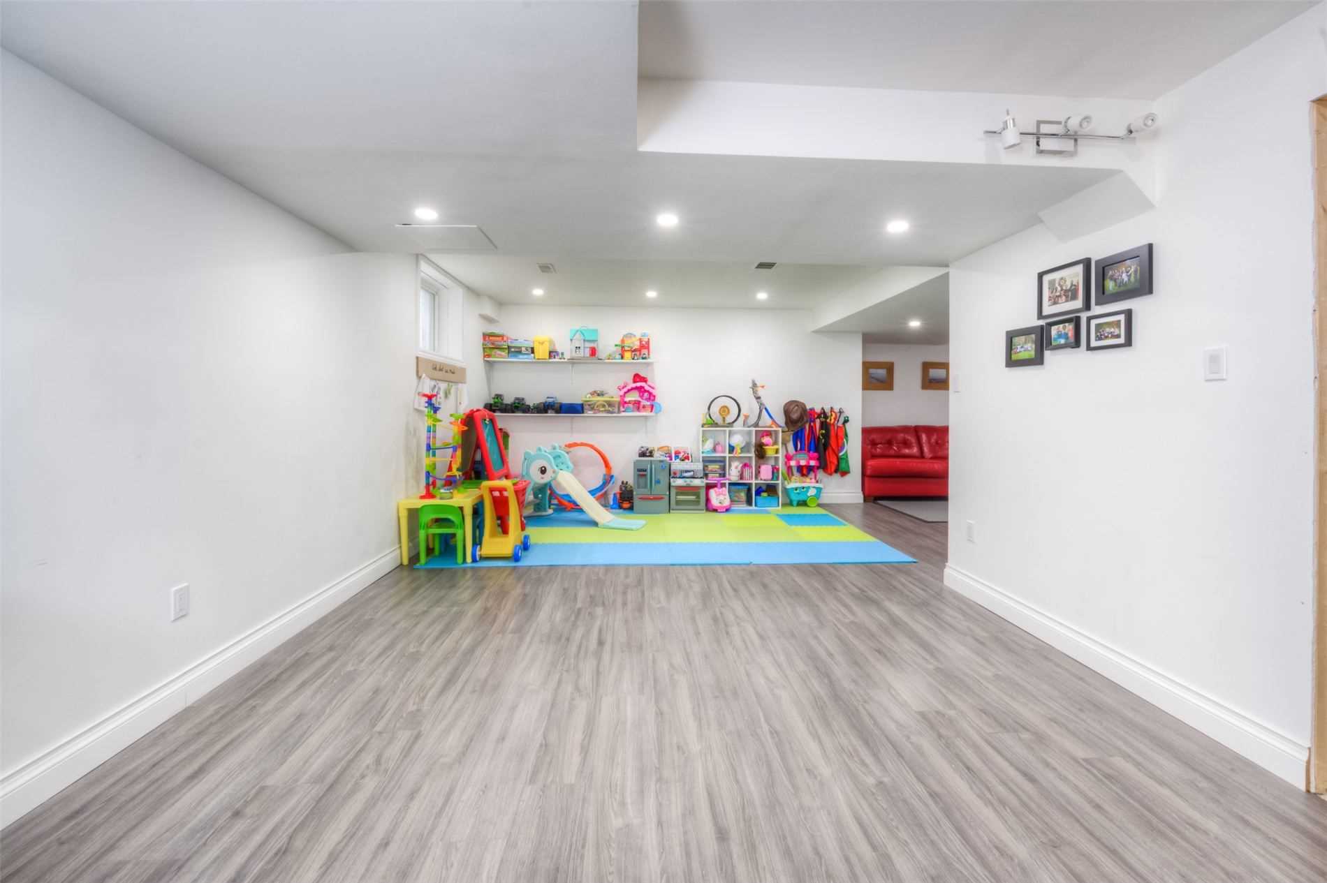 312 Freure Dr