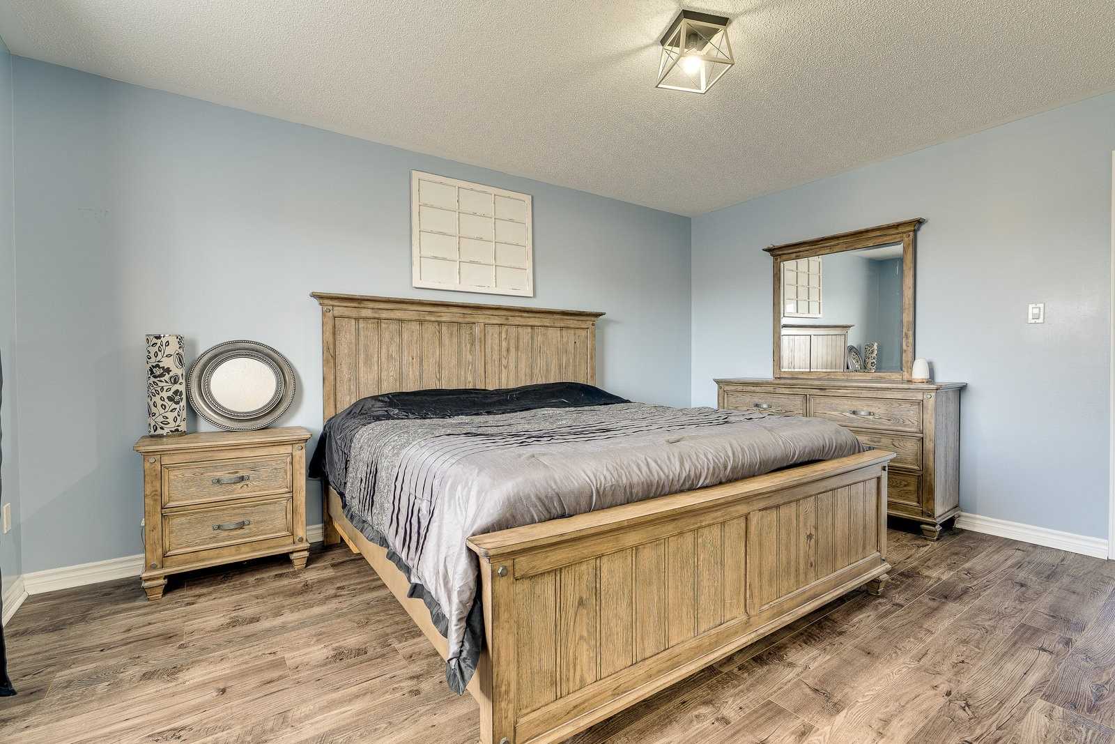109 Morden Dr