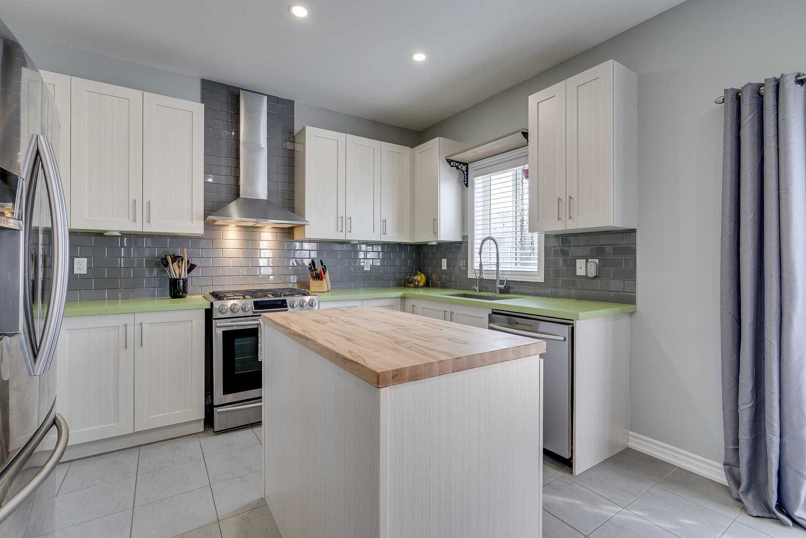 109 Morden Dr