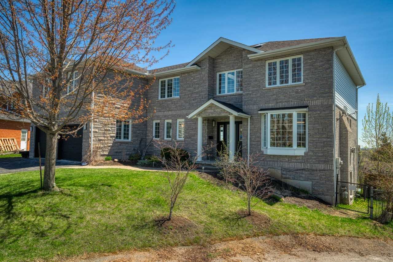 556 Fortye Dr