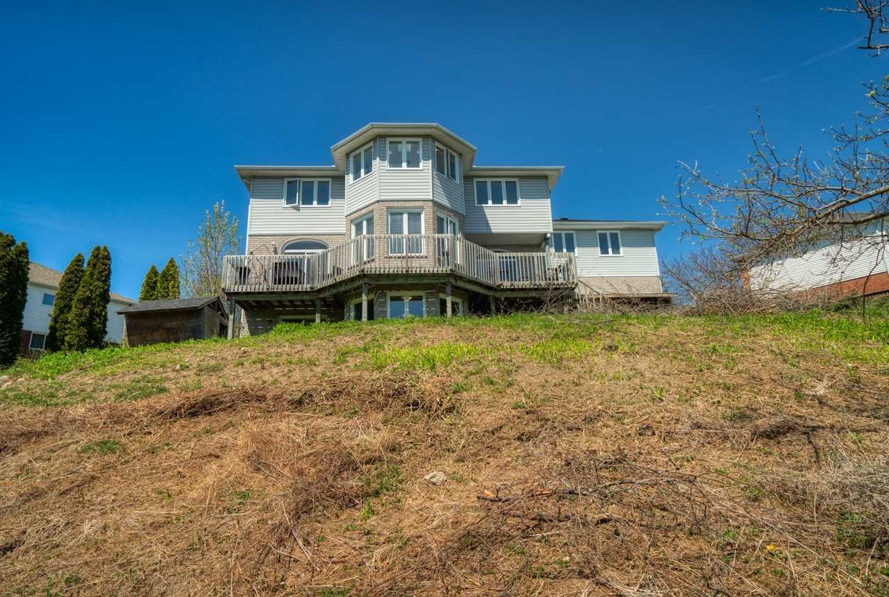 556 Fortye Dr