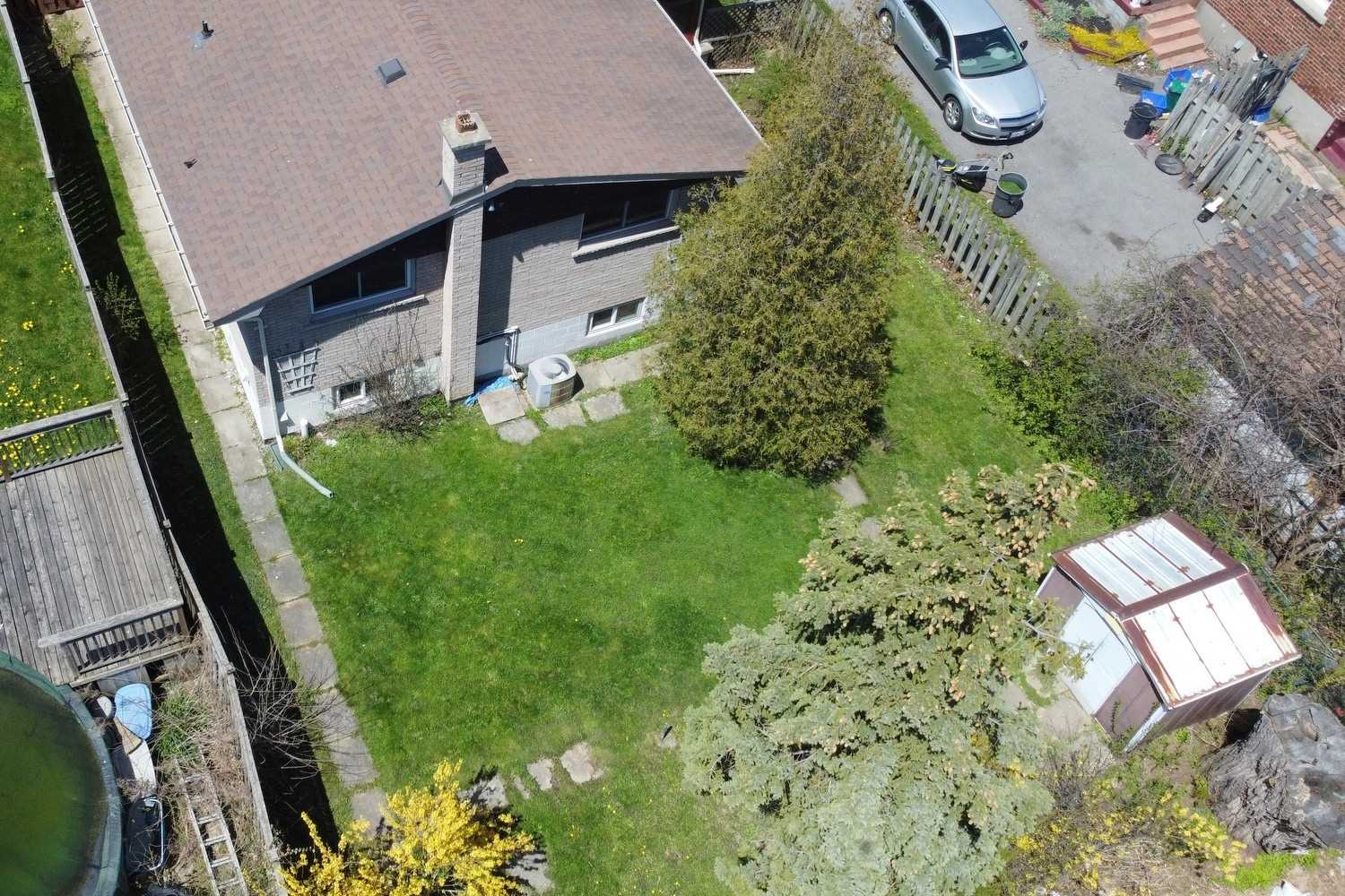 28 Blenheim Dr