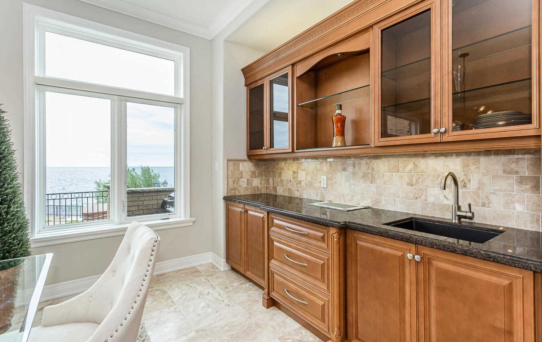 112 Watercrest Dr