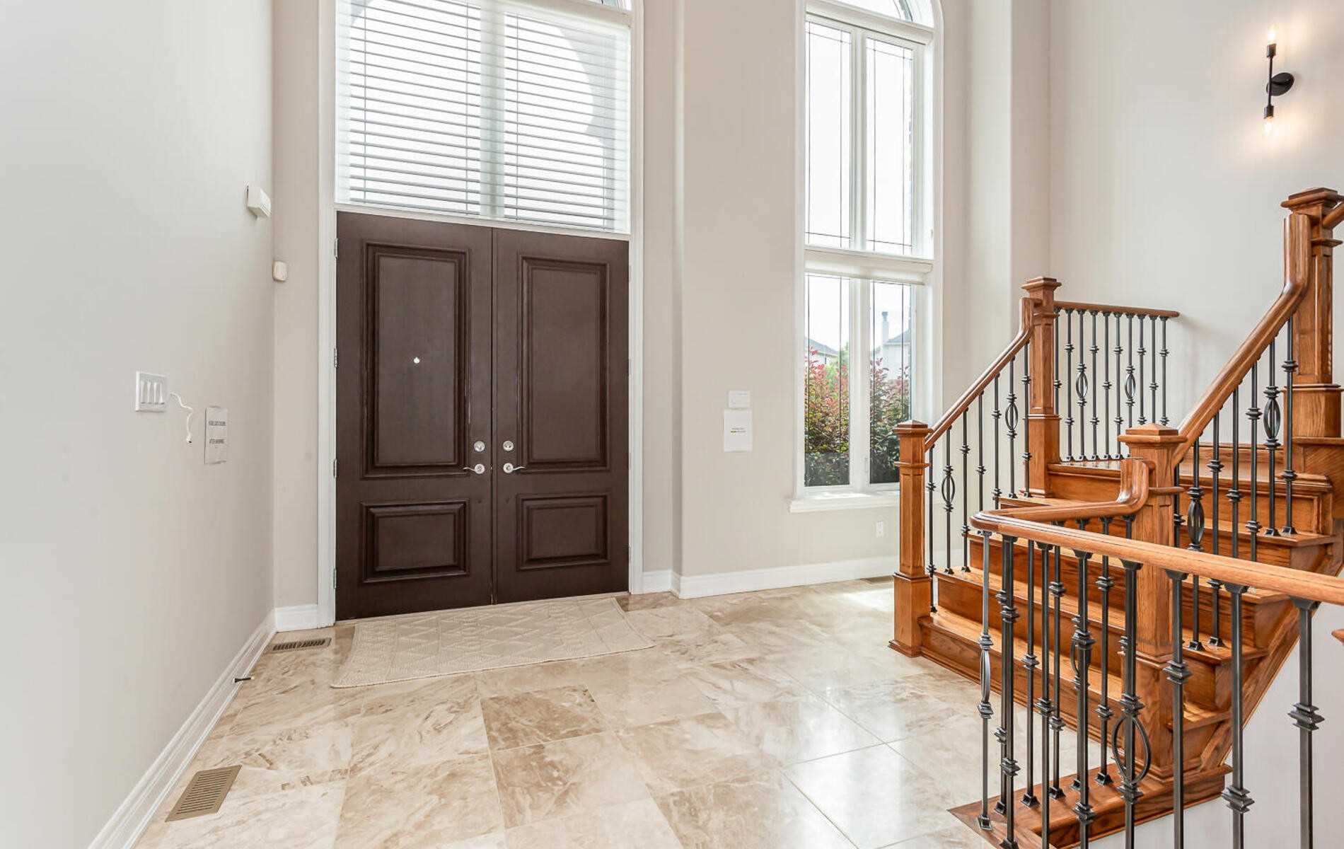 112 Watercrest Dr