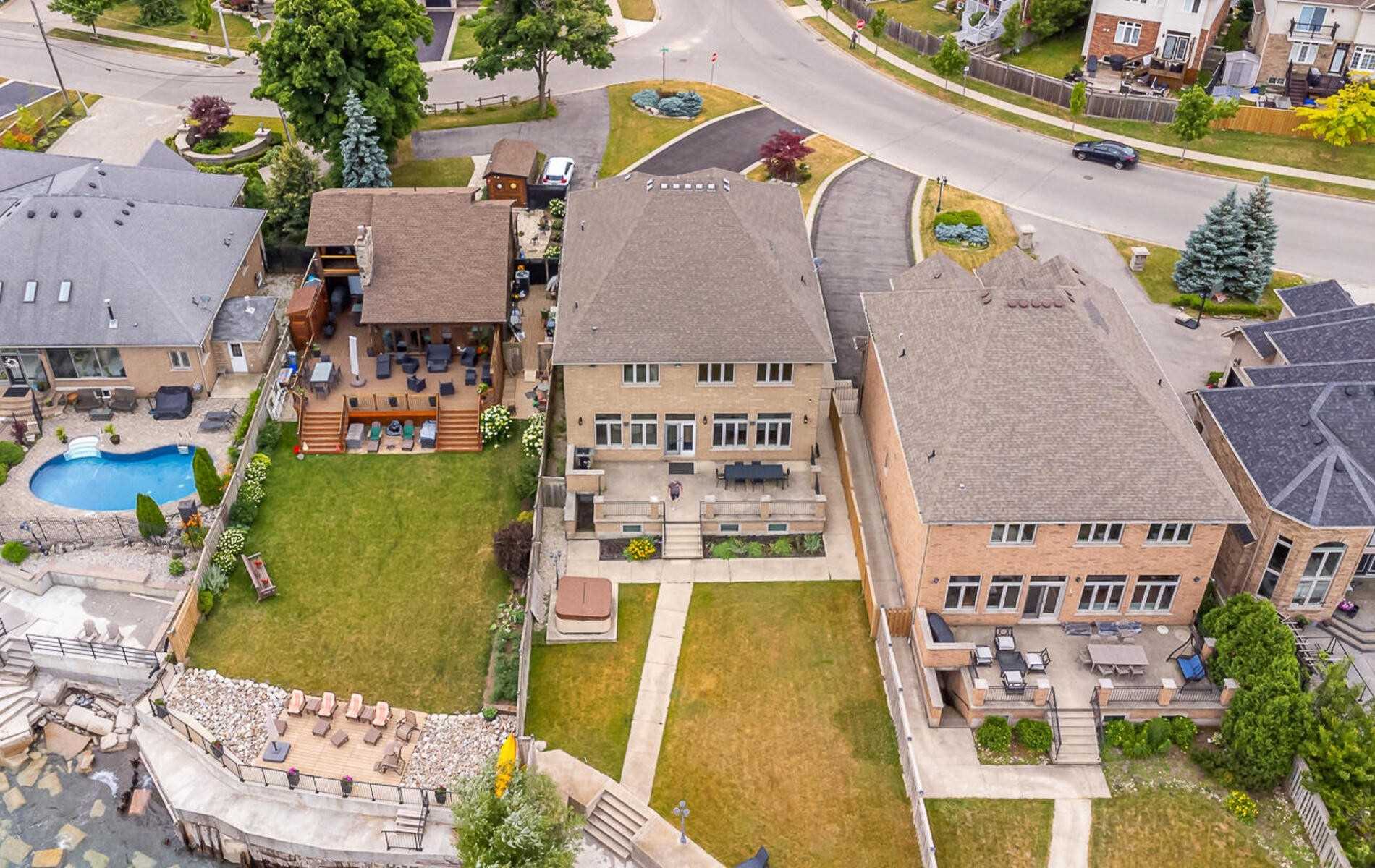 112 Watercrest Dr