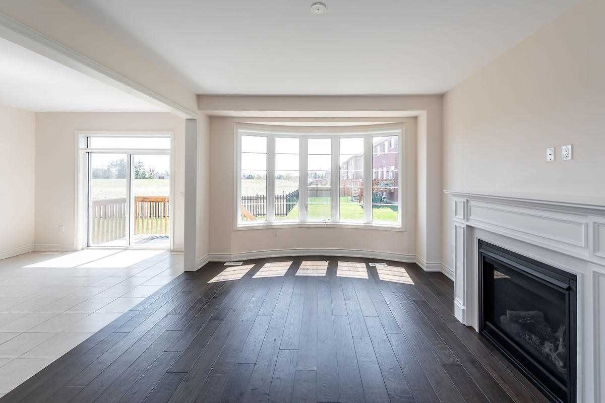 30 Robertson Rd
