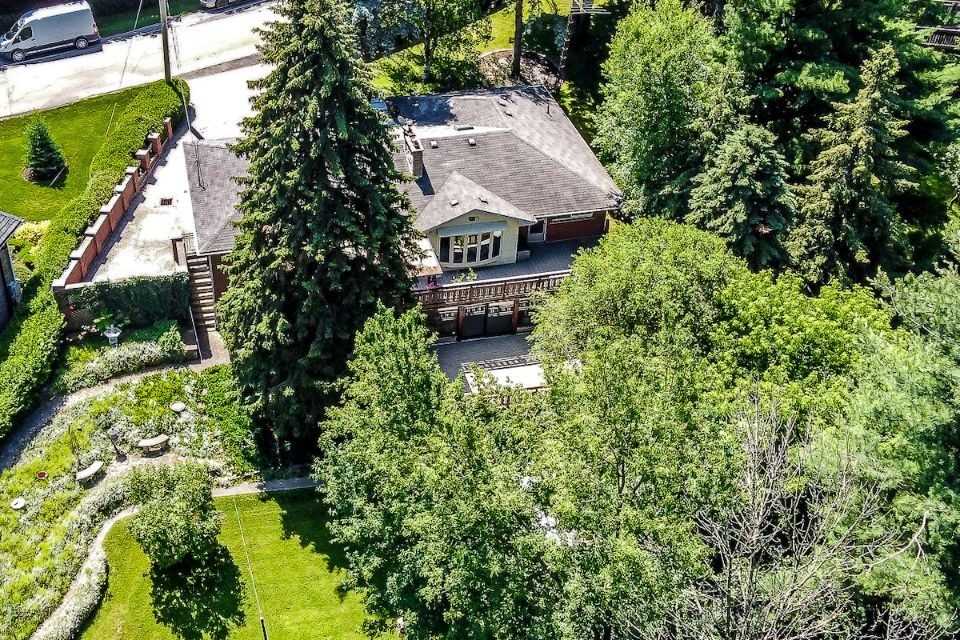 230 Lloyminn Ave