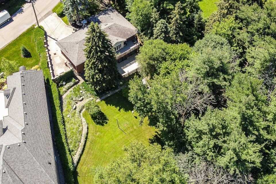 230 Lloyminn Ave