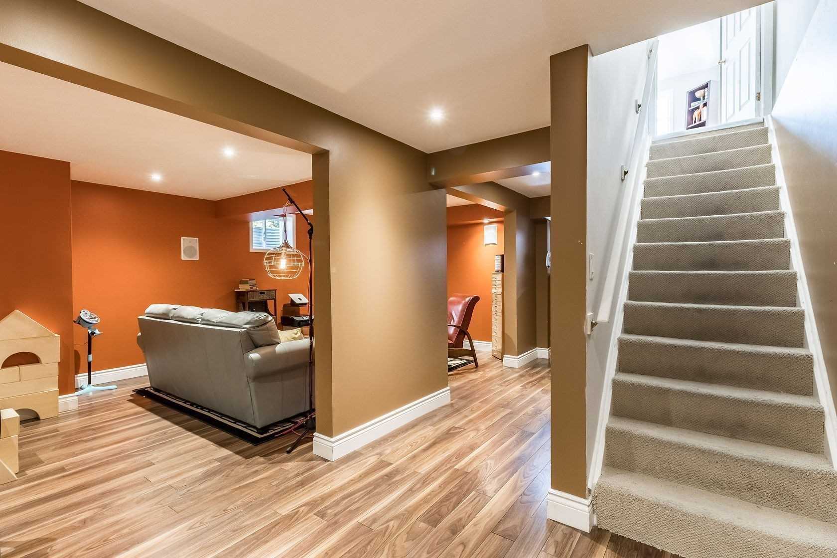 164 Dellgrove Circ