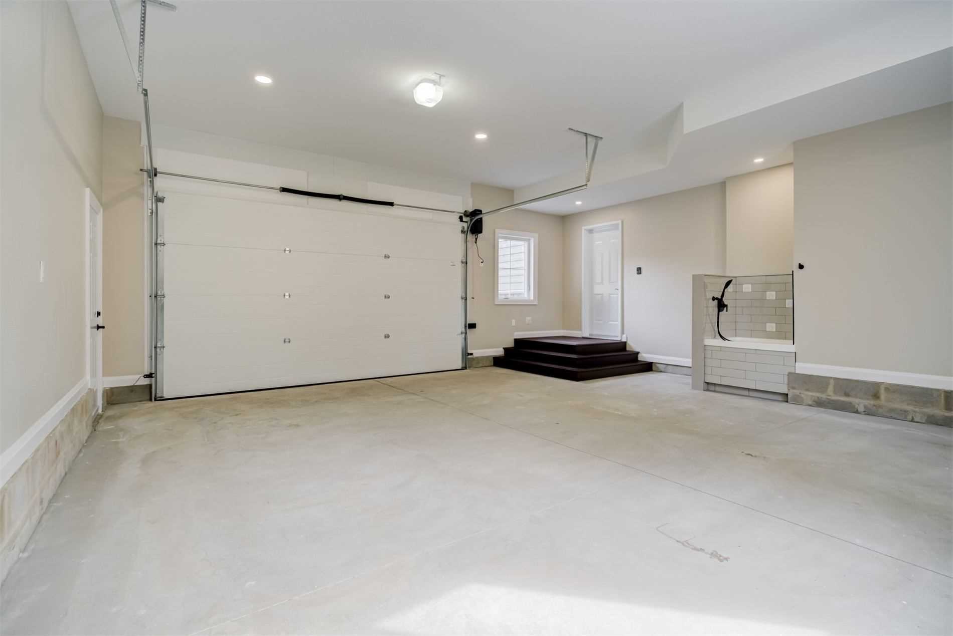 287 Brock Rd
