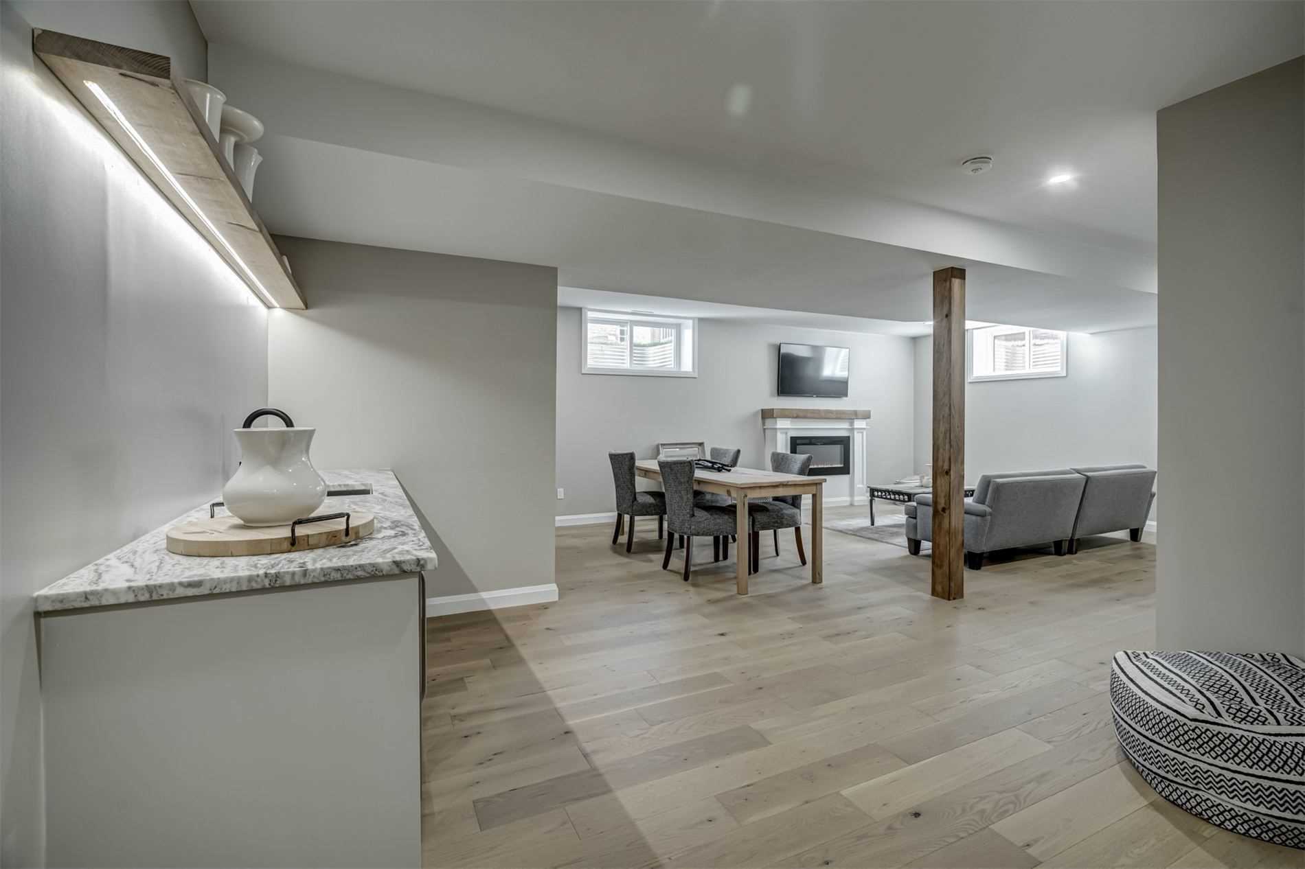 287 Brock Rd